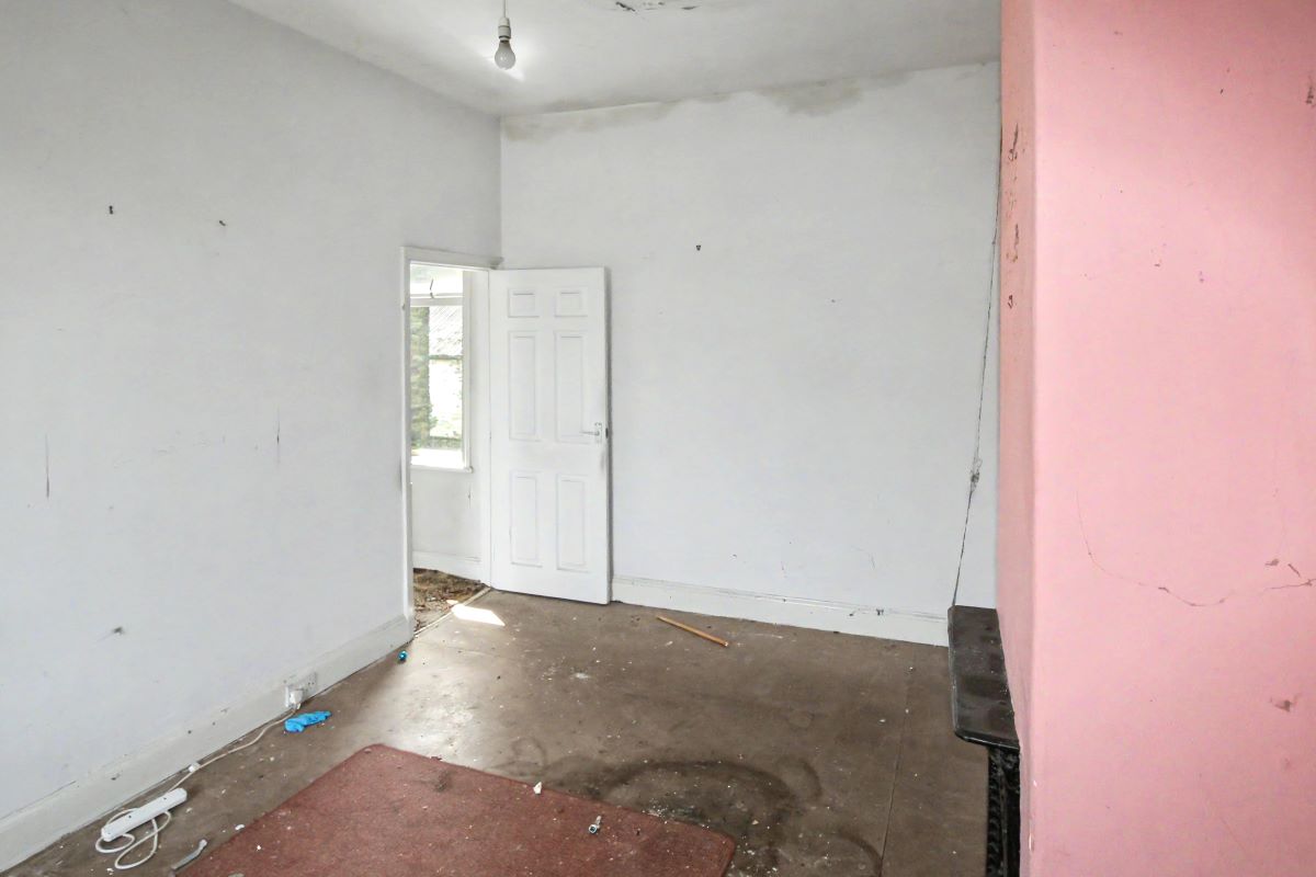 Image 9 of 15