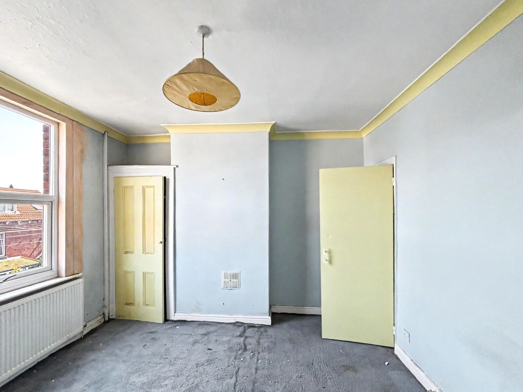 Image 10 of 19