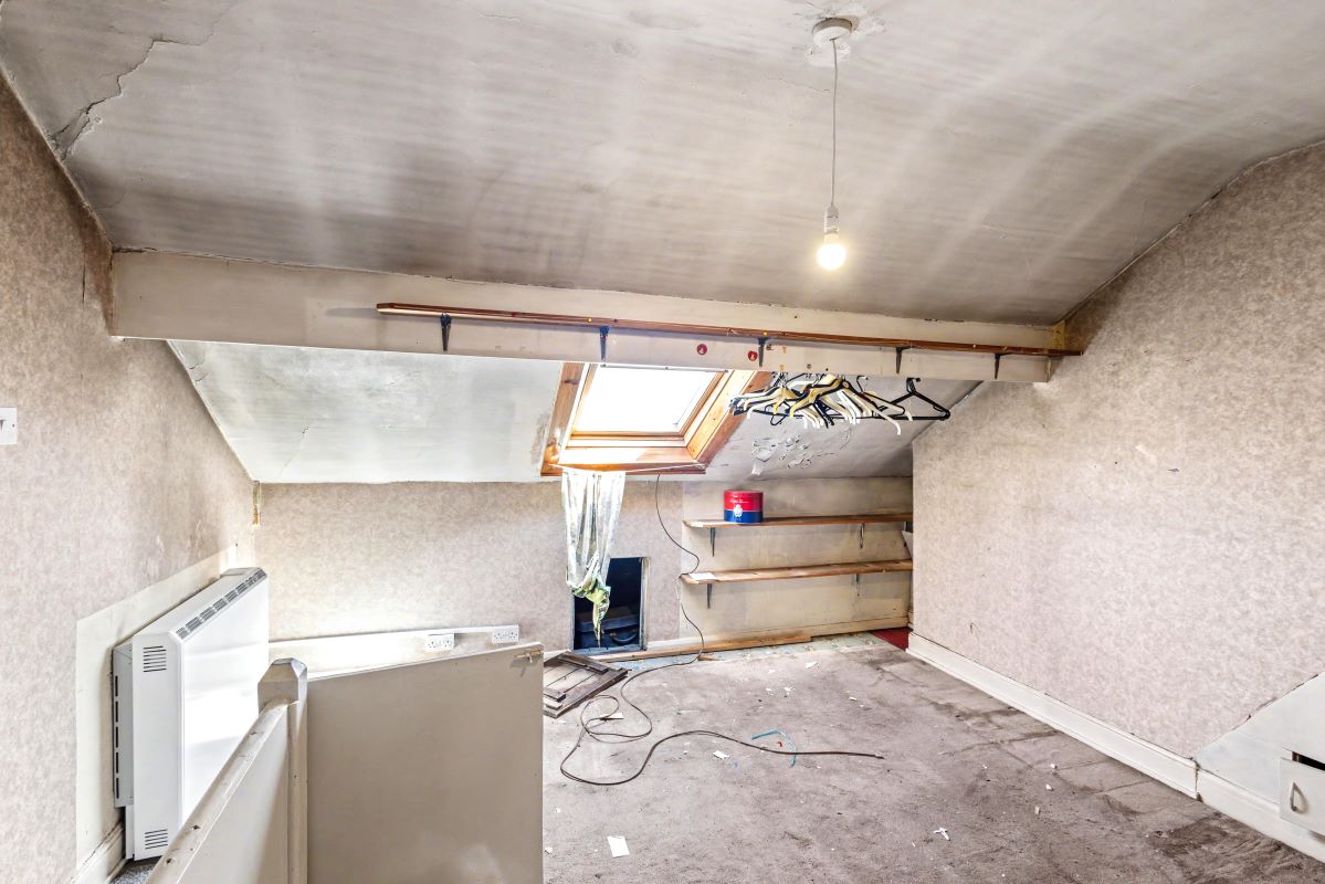 Image 11 of 13