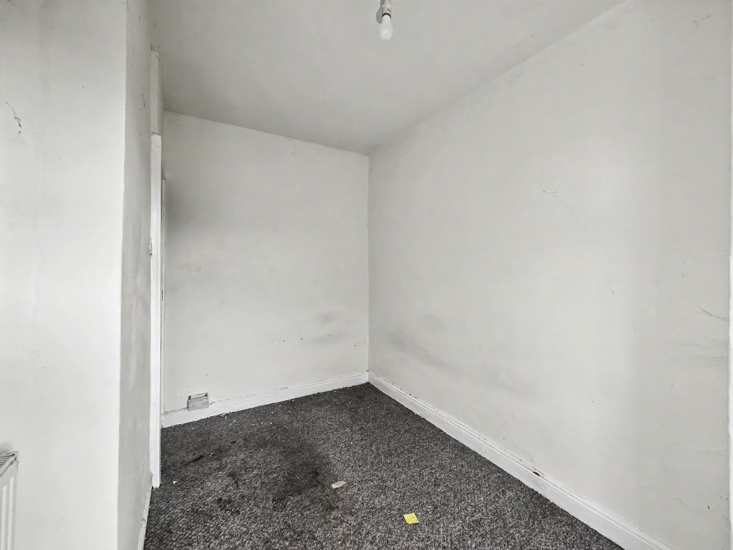 Image 10 of 16