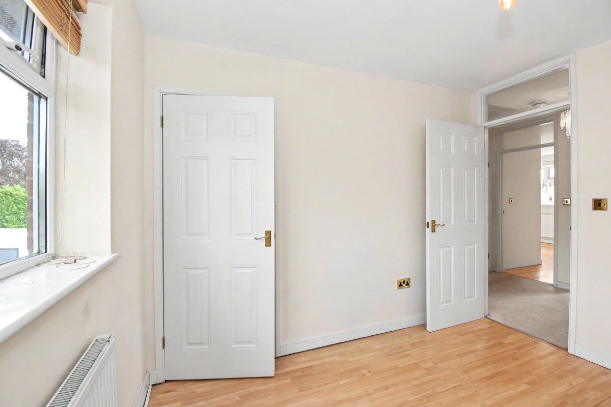 Image 15 of 23