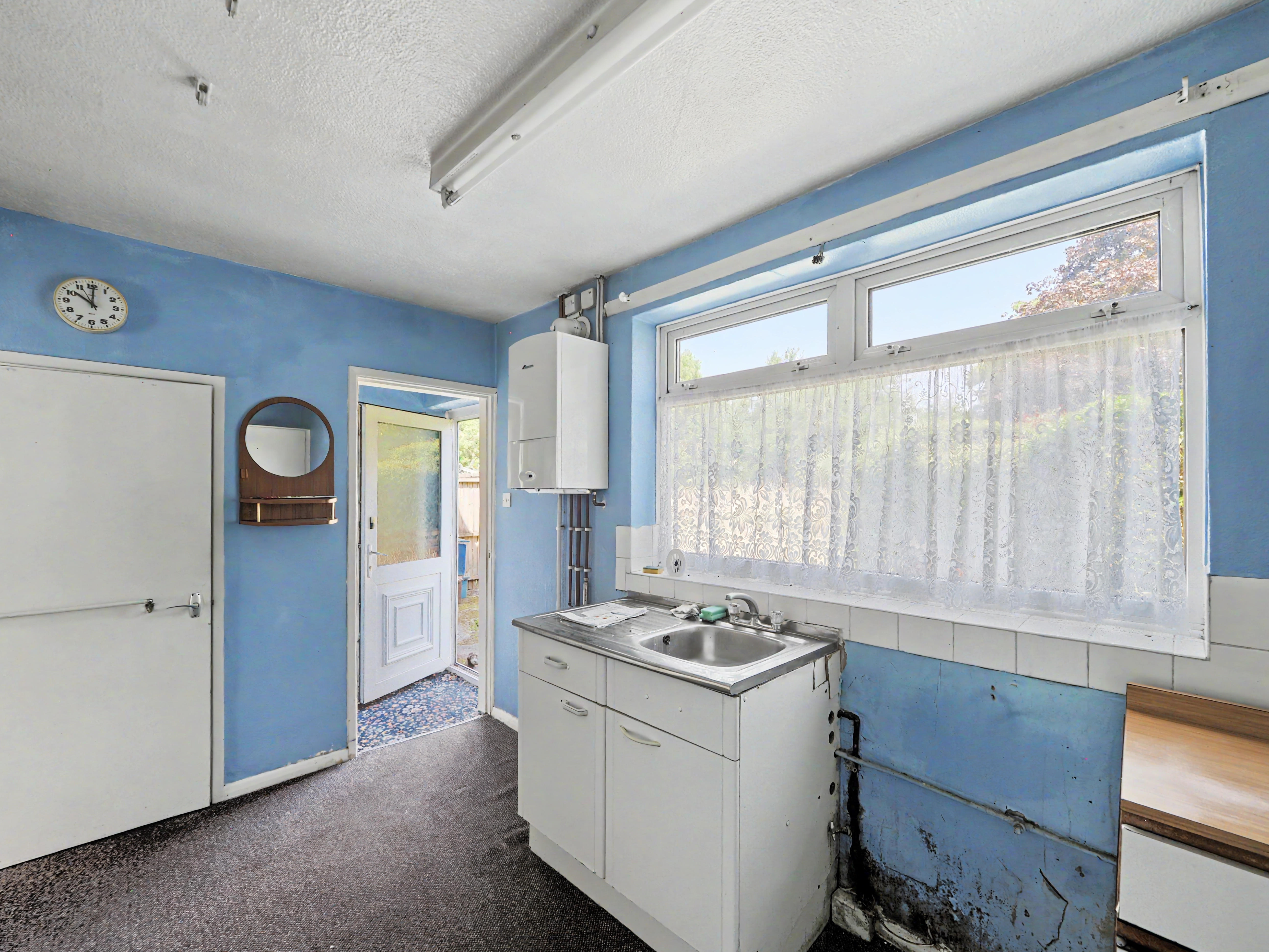 Image 9 of 20