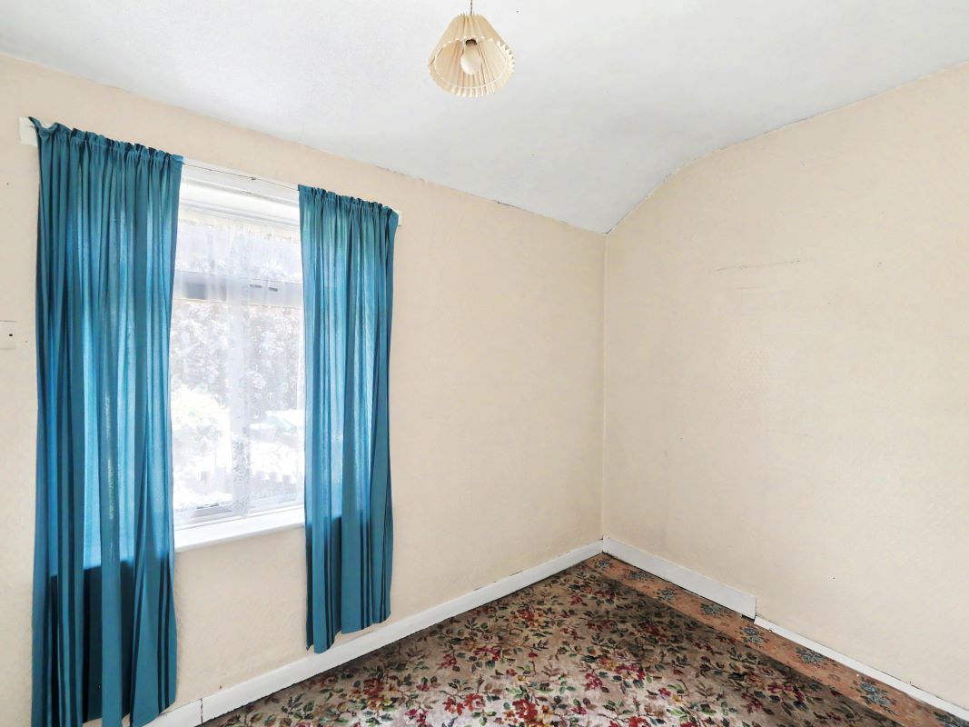 Image 15 of 20
