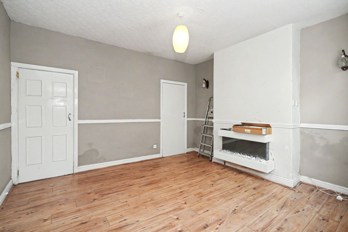 Image 6 of 17