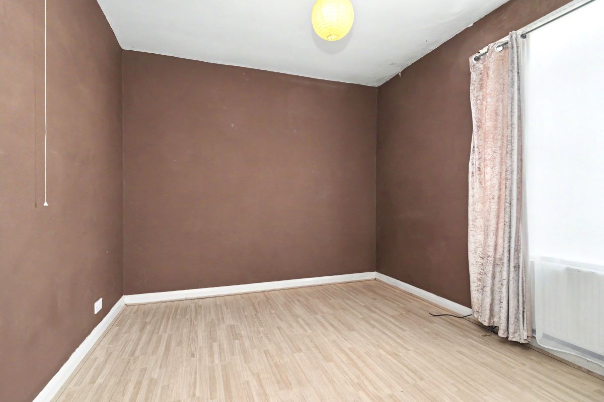 Image 10 of 17
