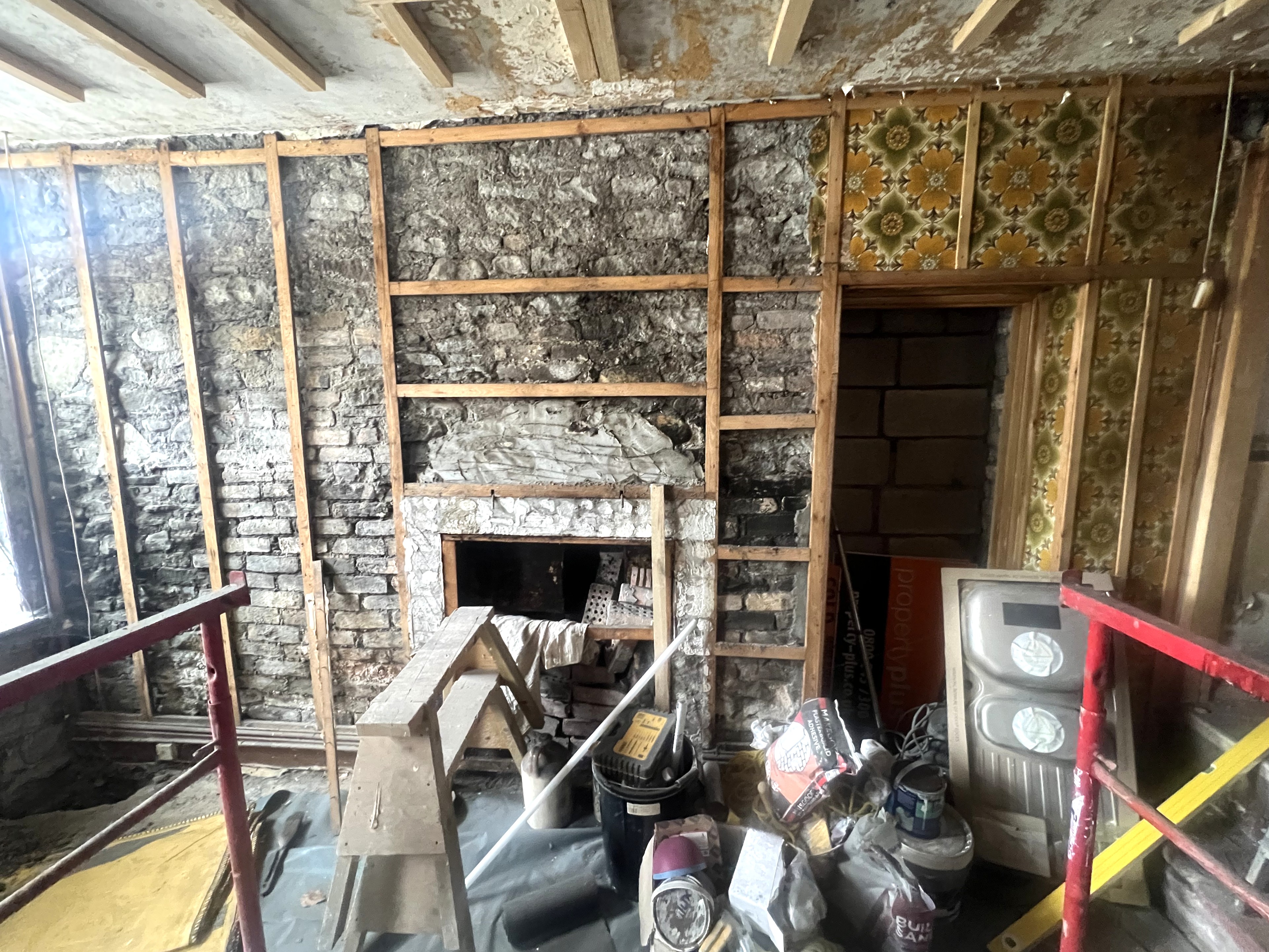 Image 4 of 5
