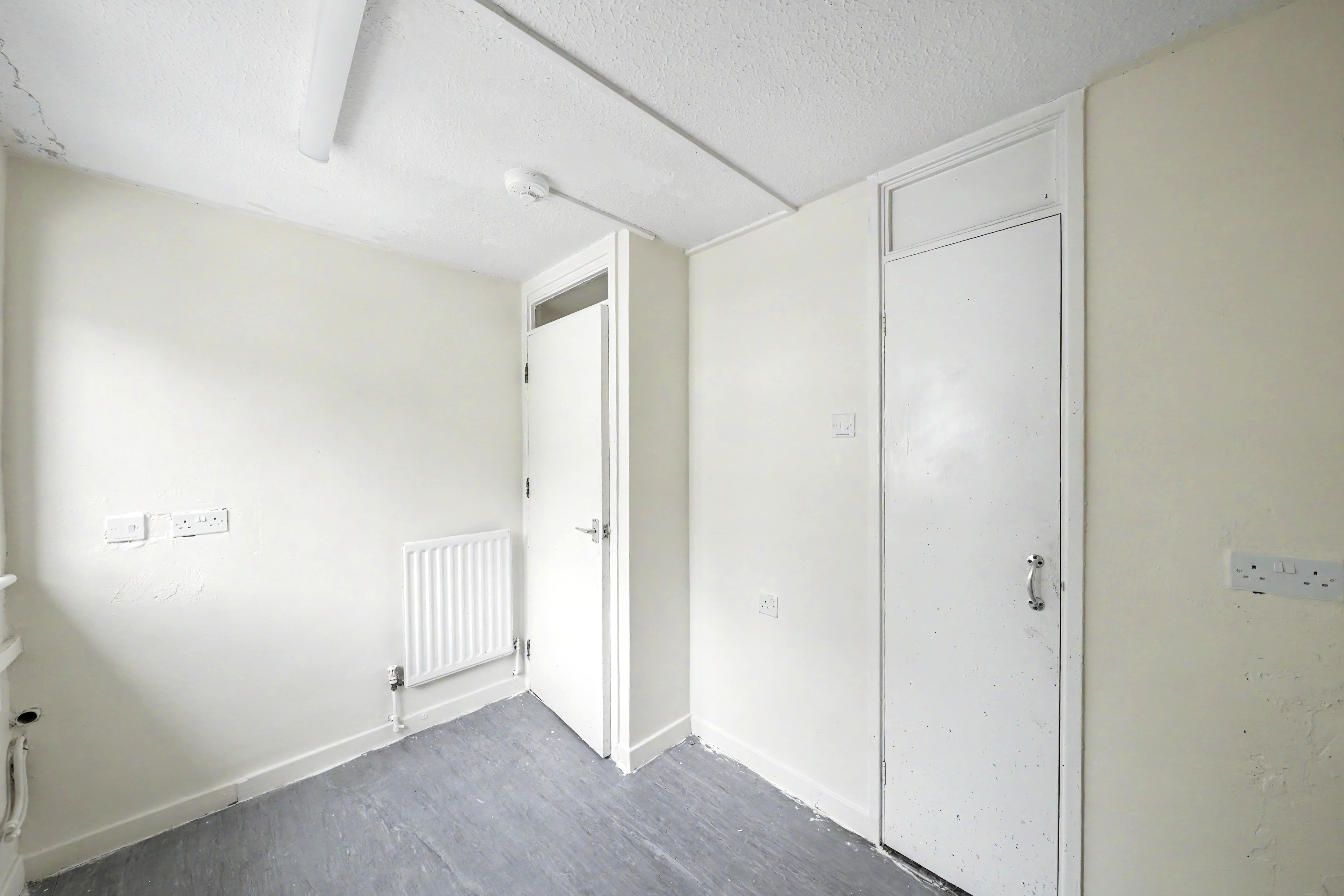 Image 12 of 16