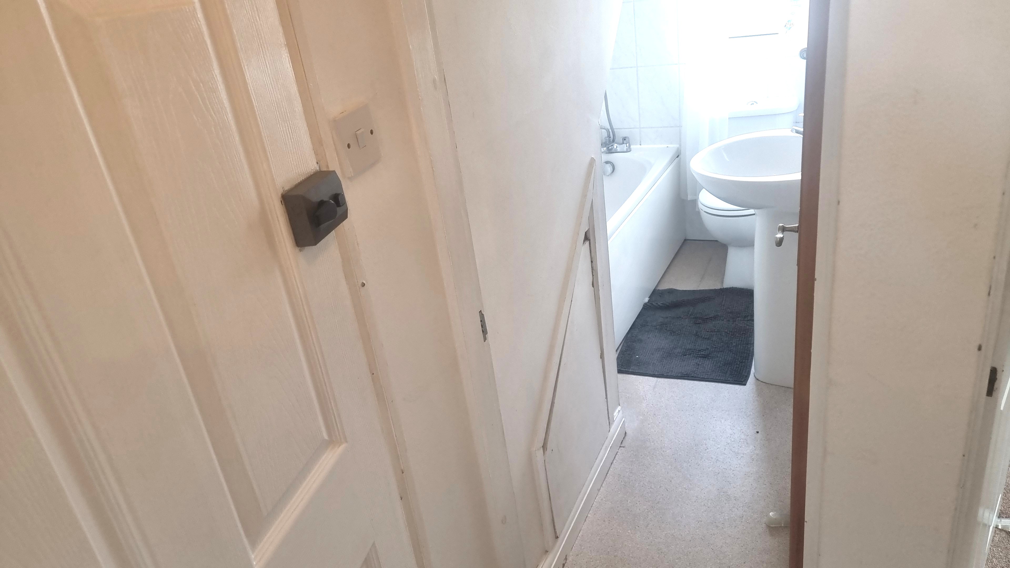 Image 7 of 7