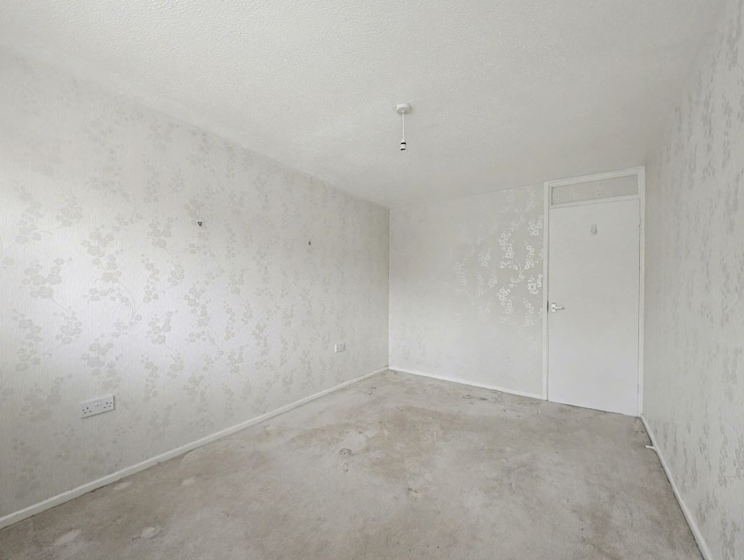 Image 10 of 13