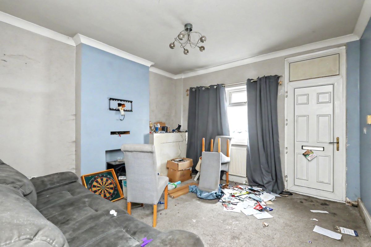 Image 2 of 15