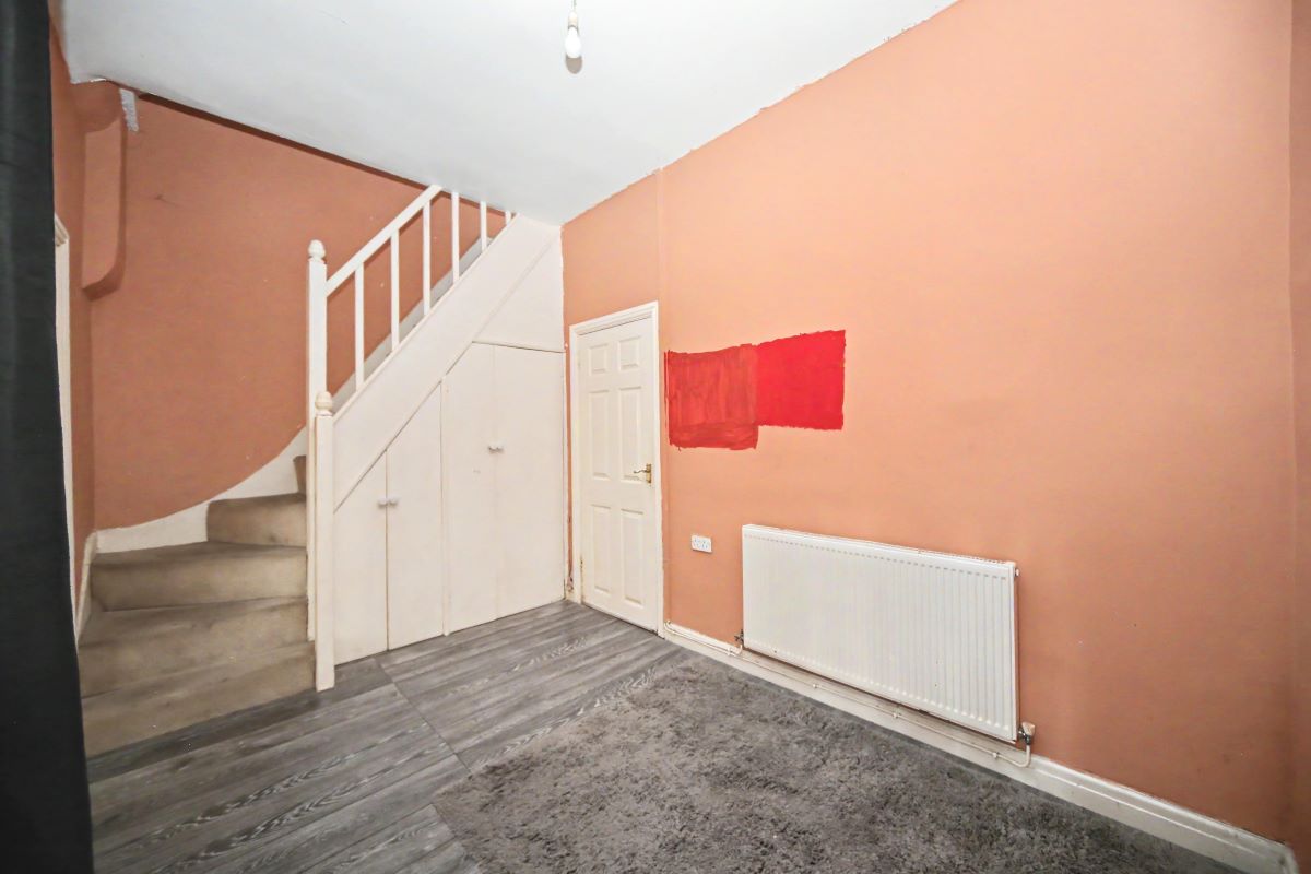 Image 6 of 20