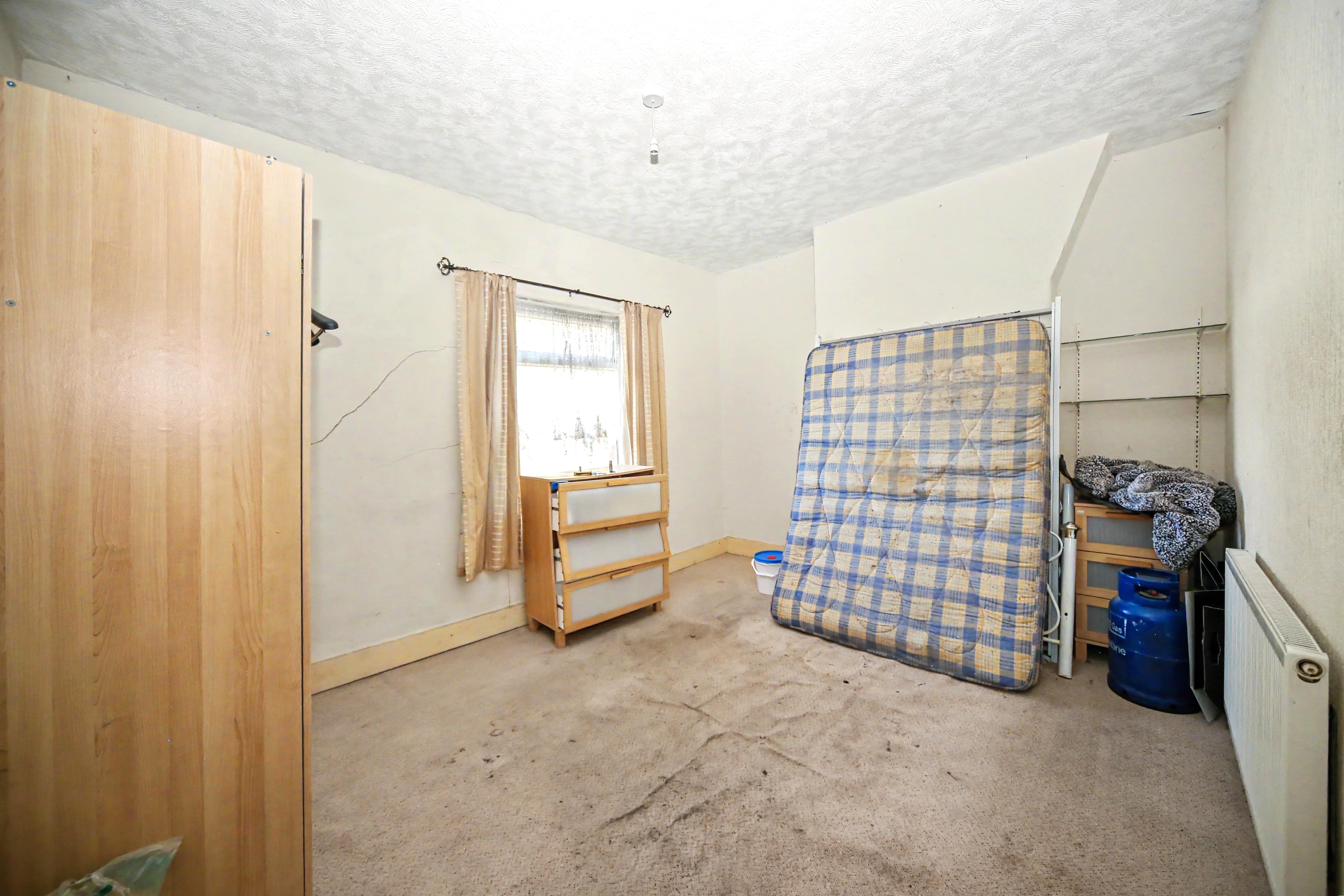 Image 11 of 20