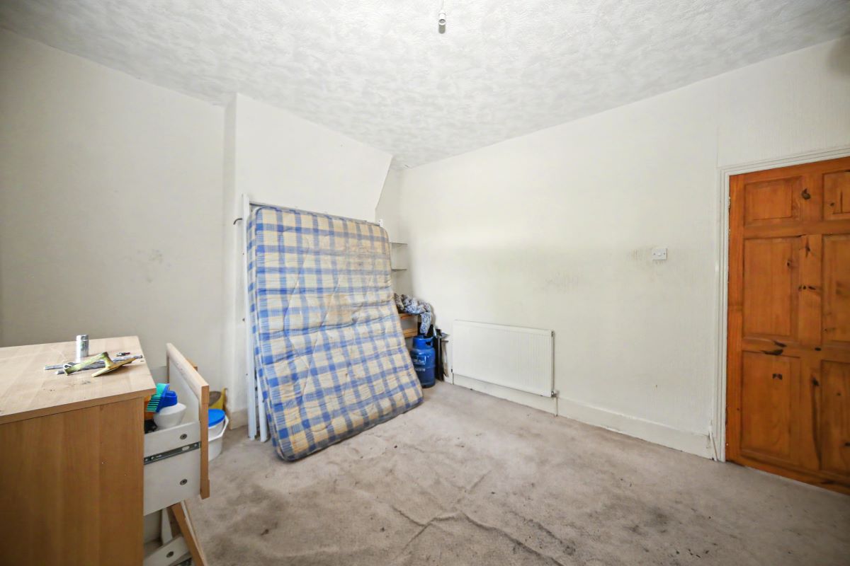 Image 12 of 20