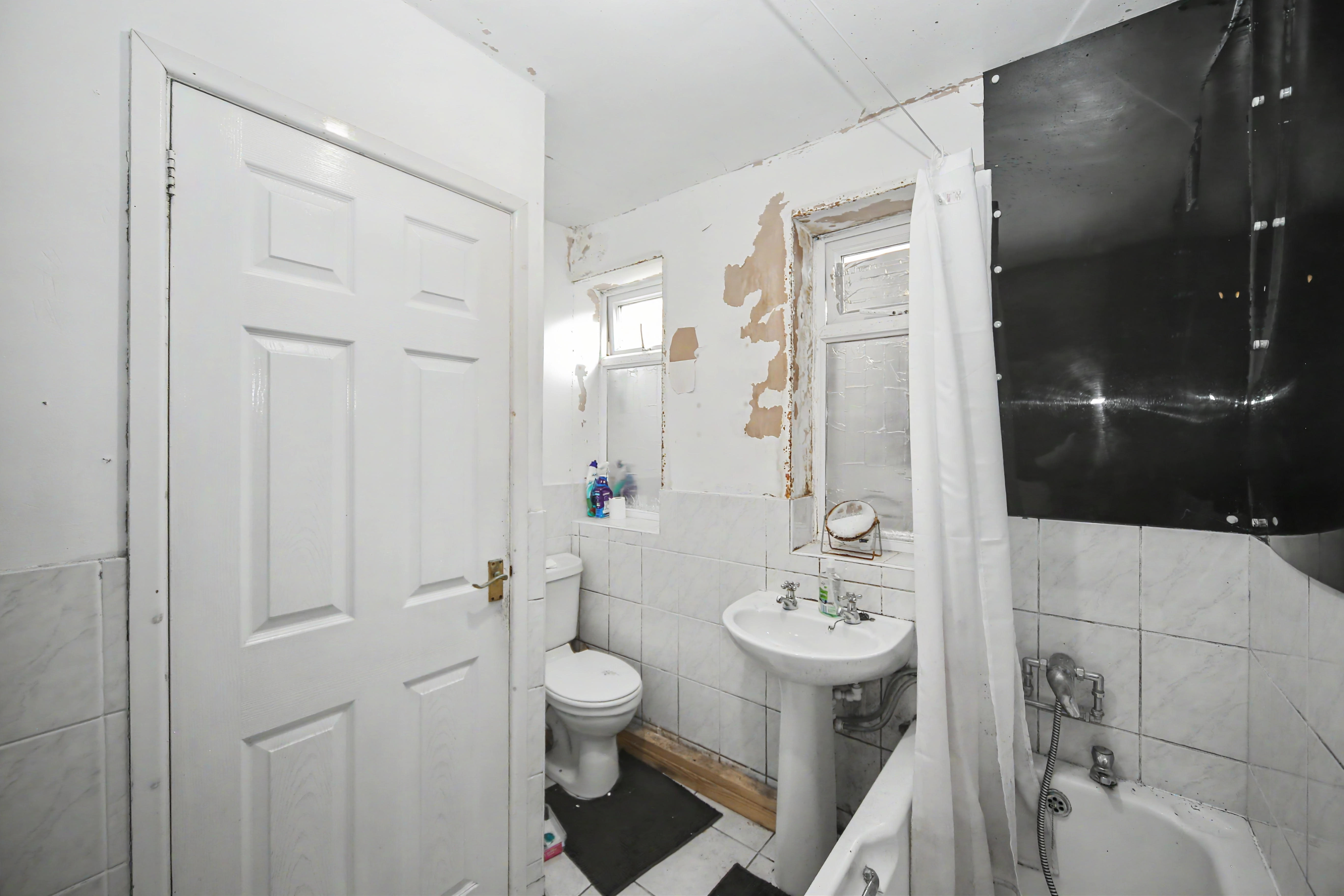 Image 16 of 20