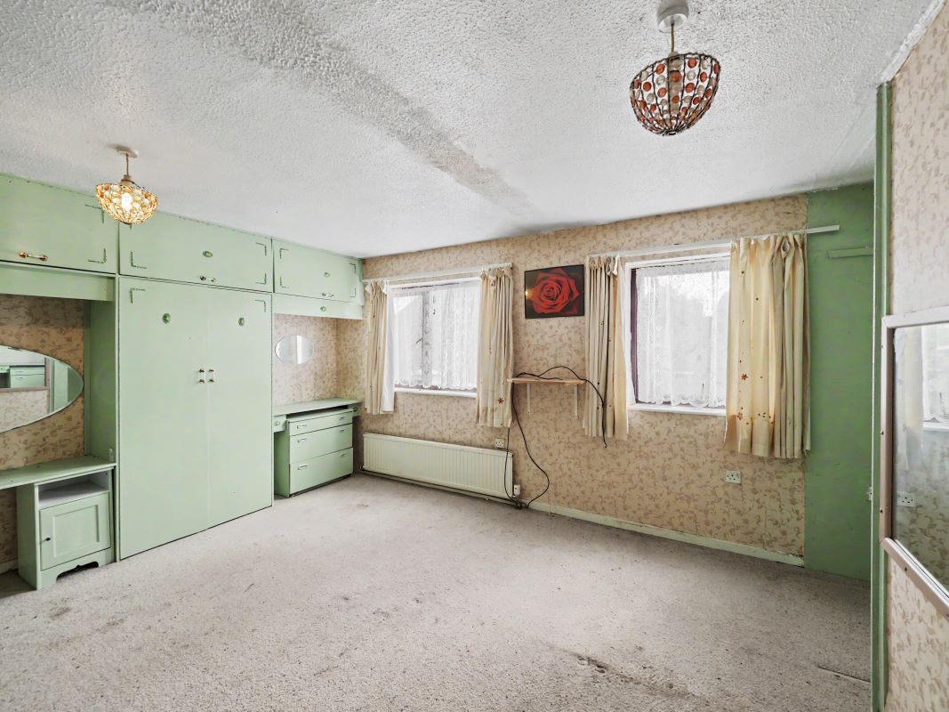 Image 8 of 21