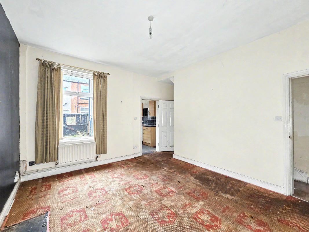 Image 6 of 18