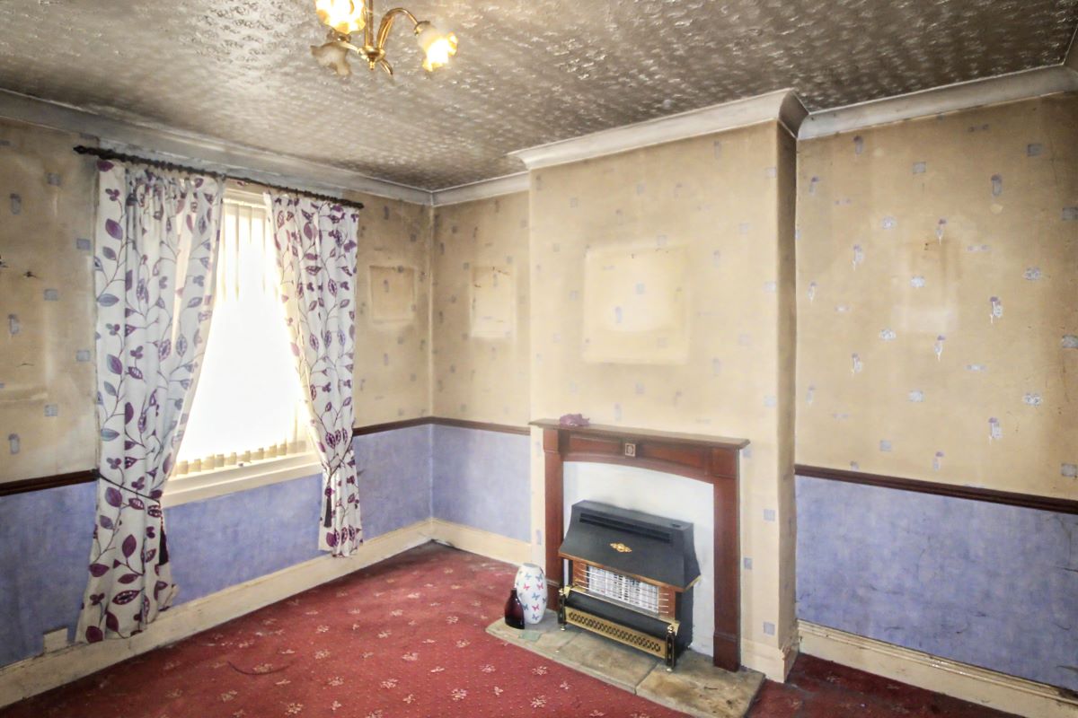 Image 2 of 14