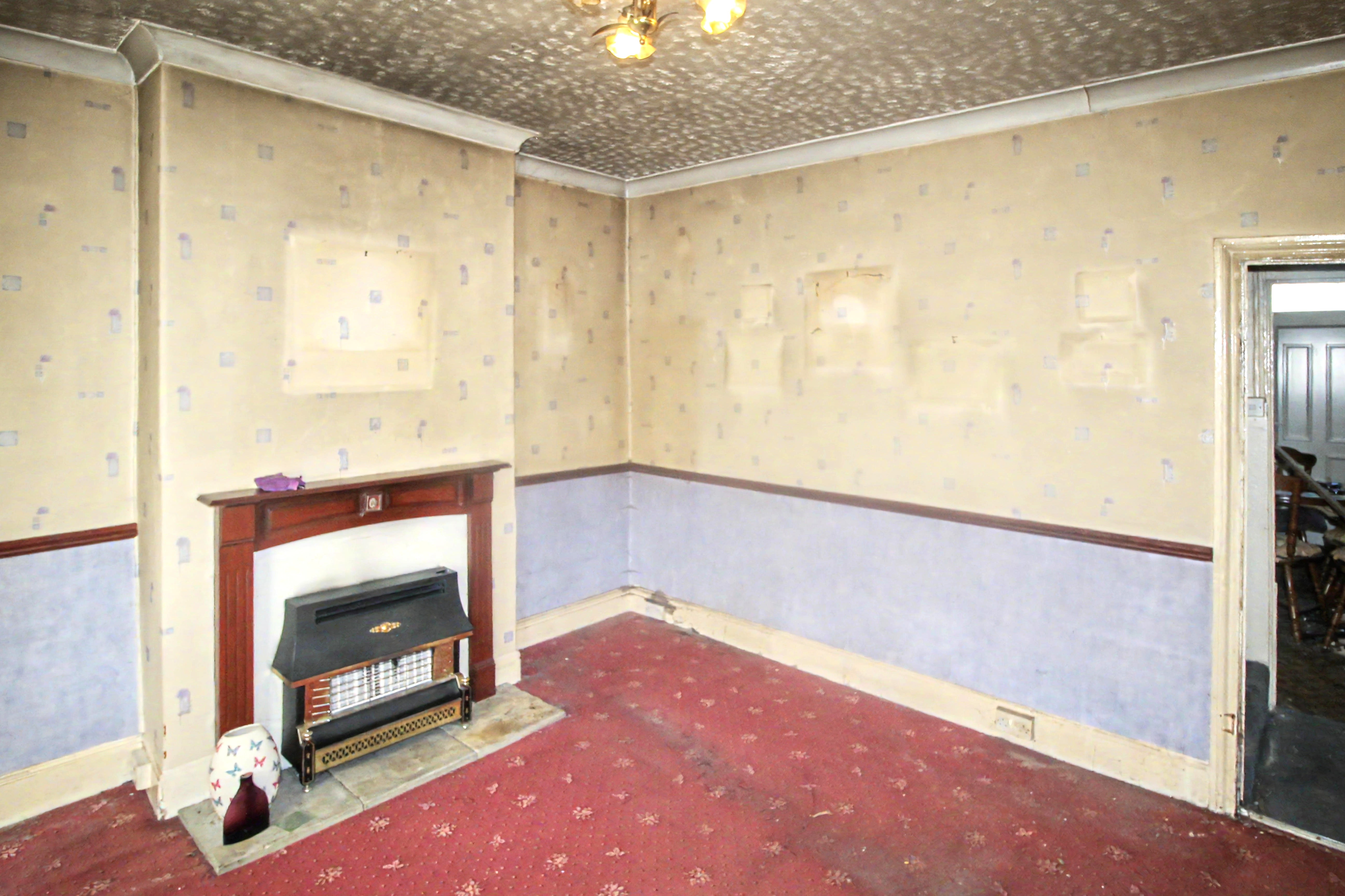 Image 4 of 14