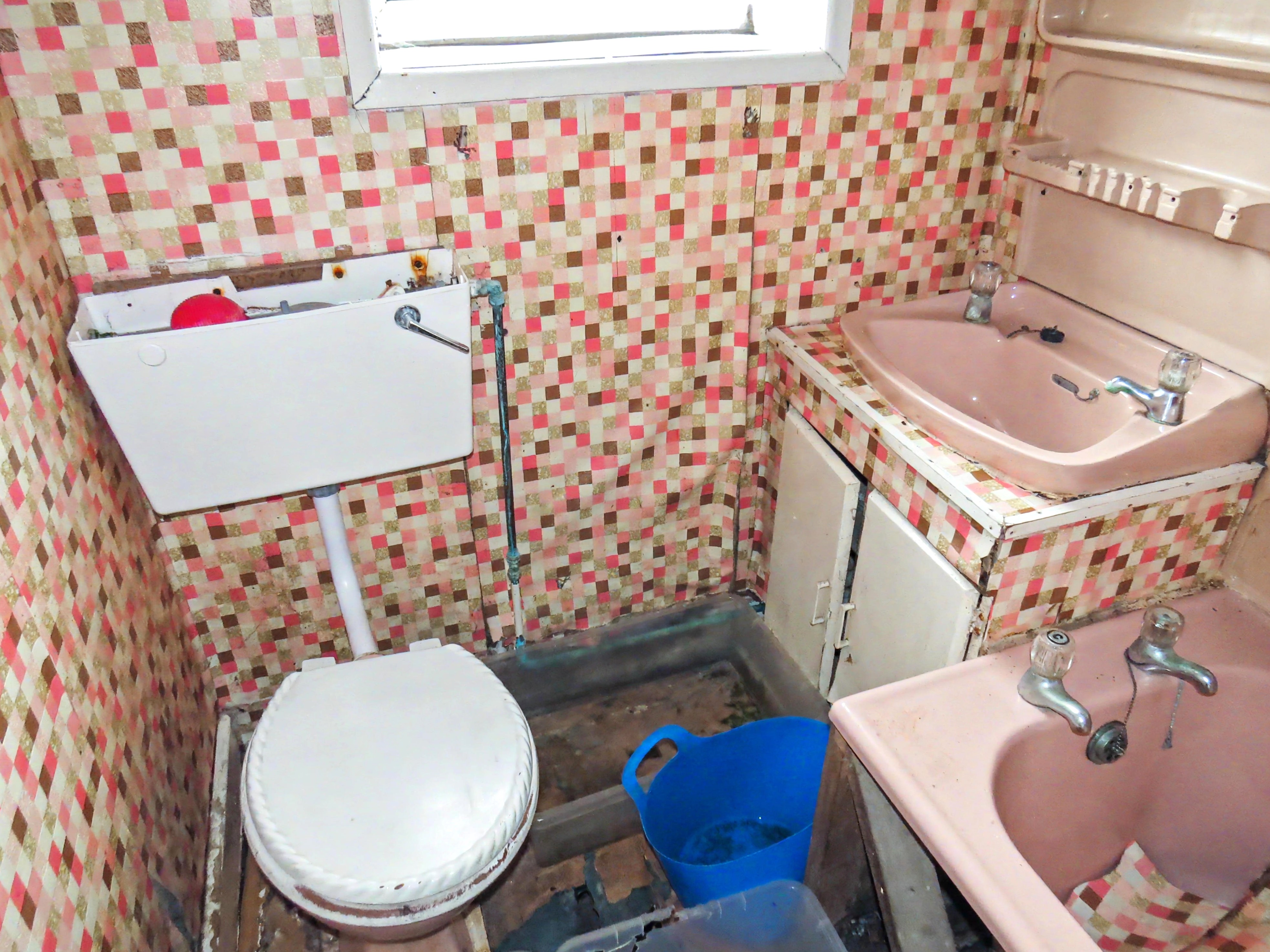 Image 20 of 24