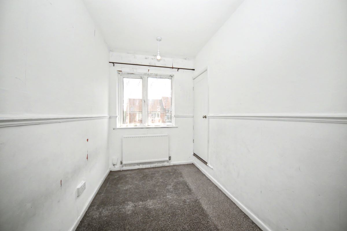 Image 8 of 20