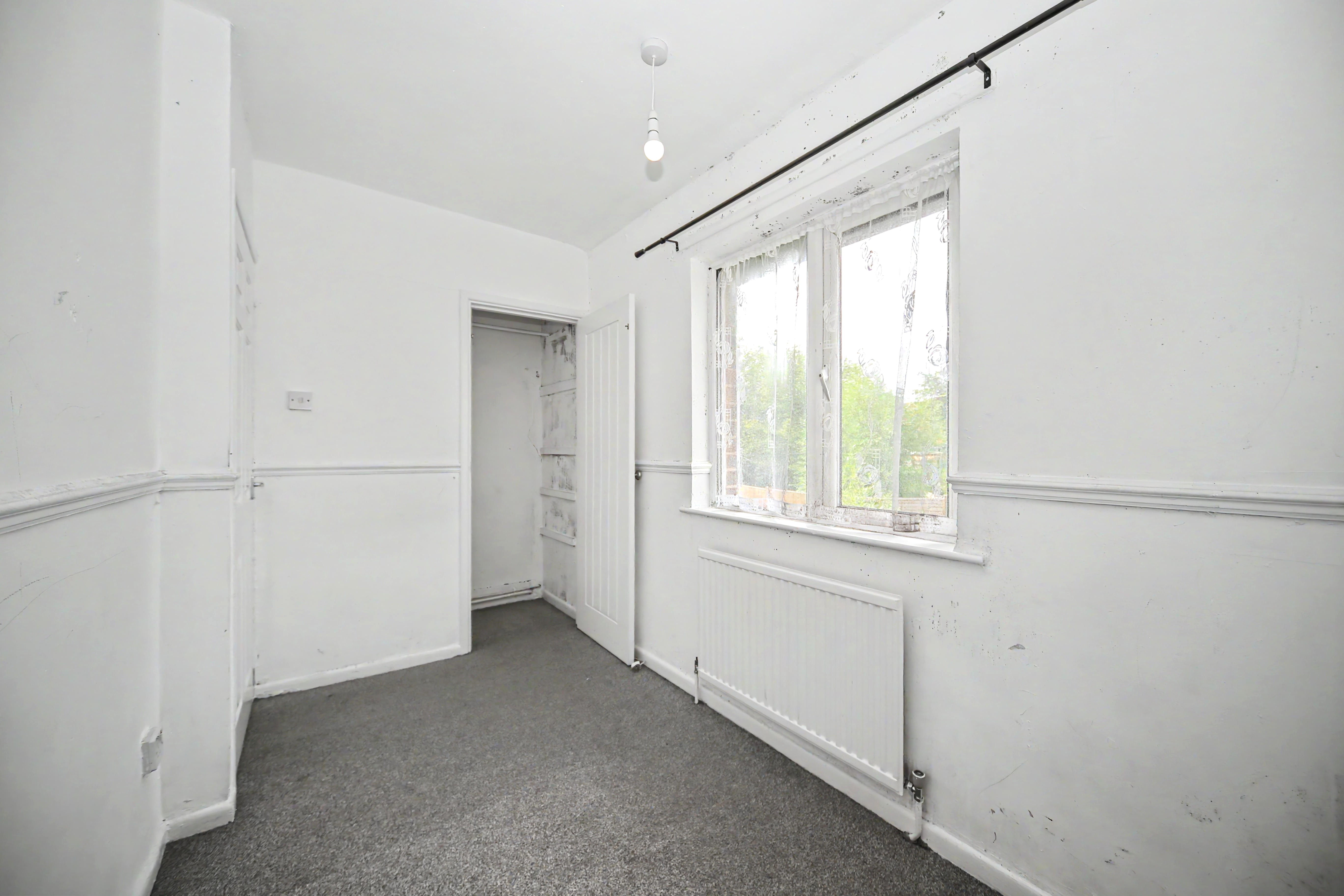 Image 11 of 20