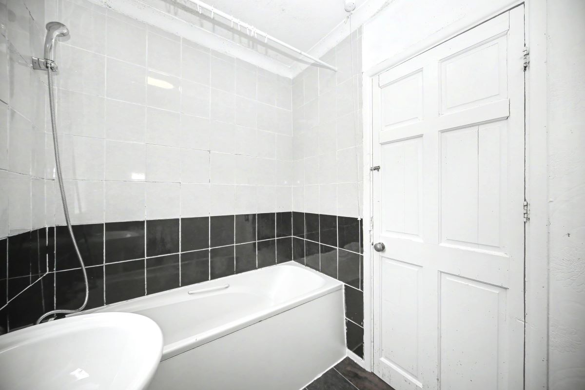 Image 13 of 20