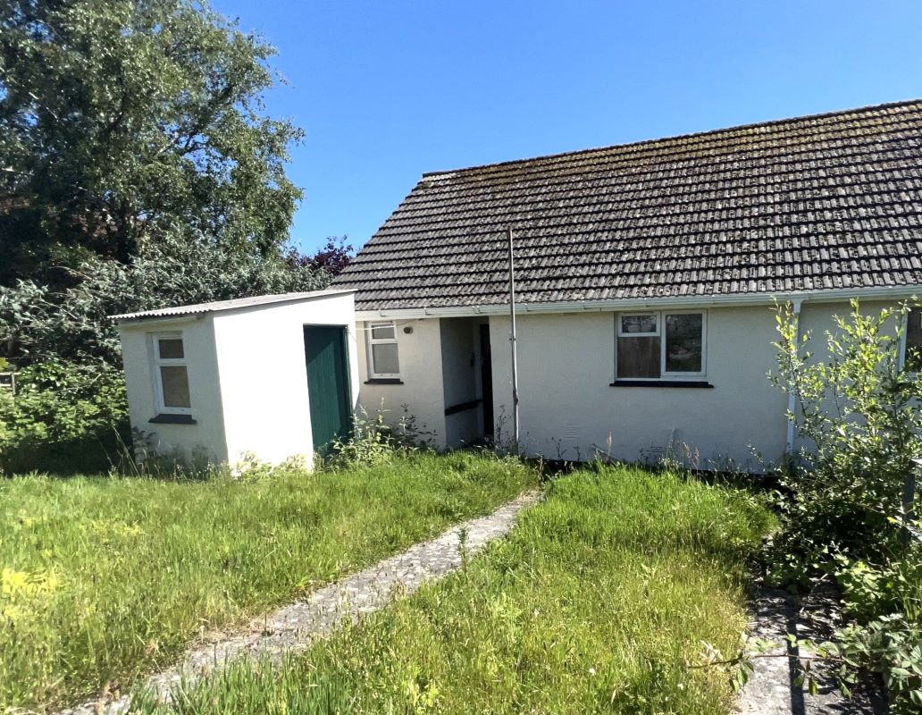 Image 2 of 10