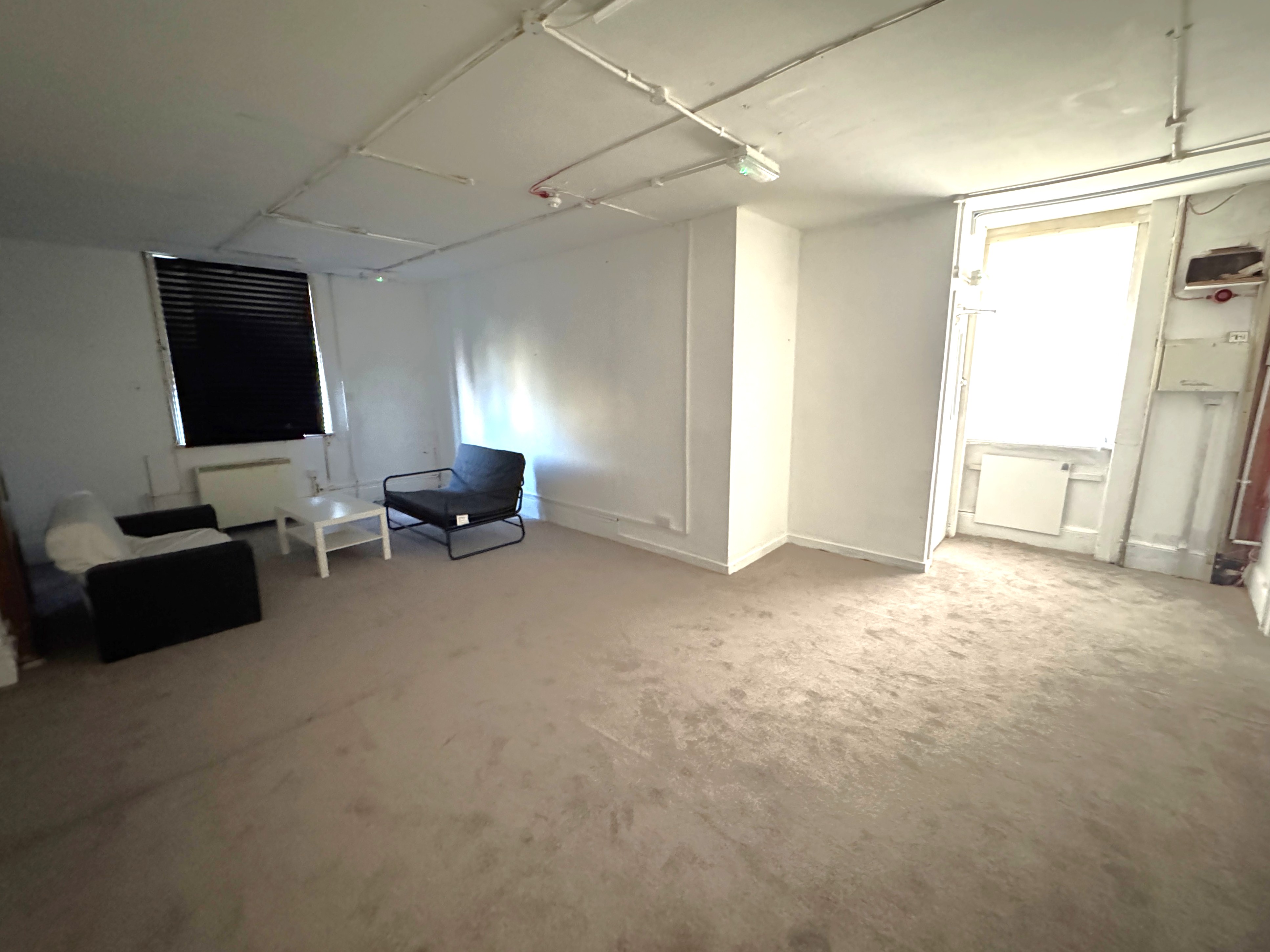 Image 4 of 14