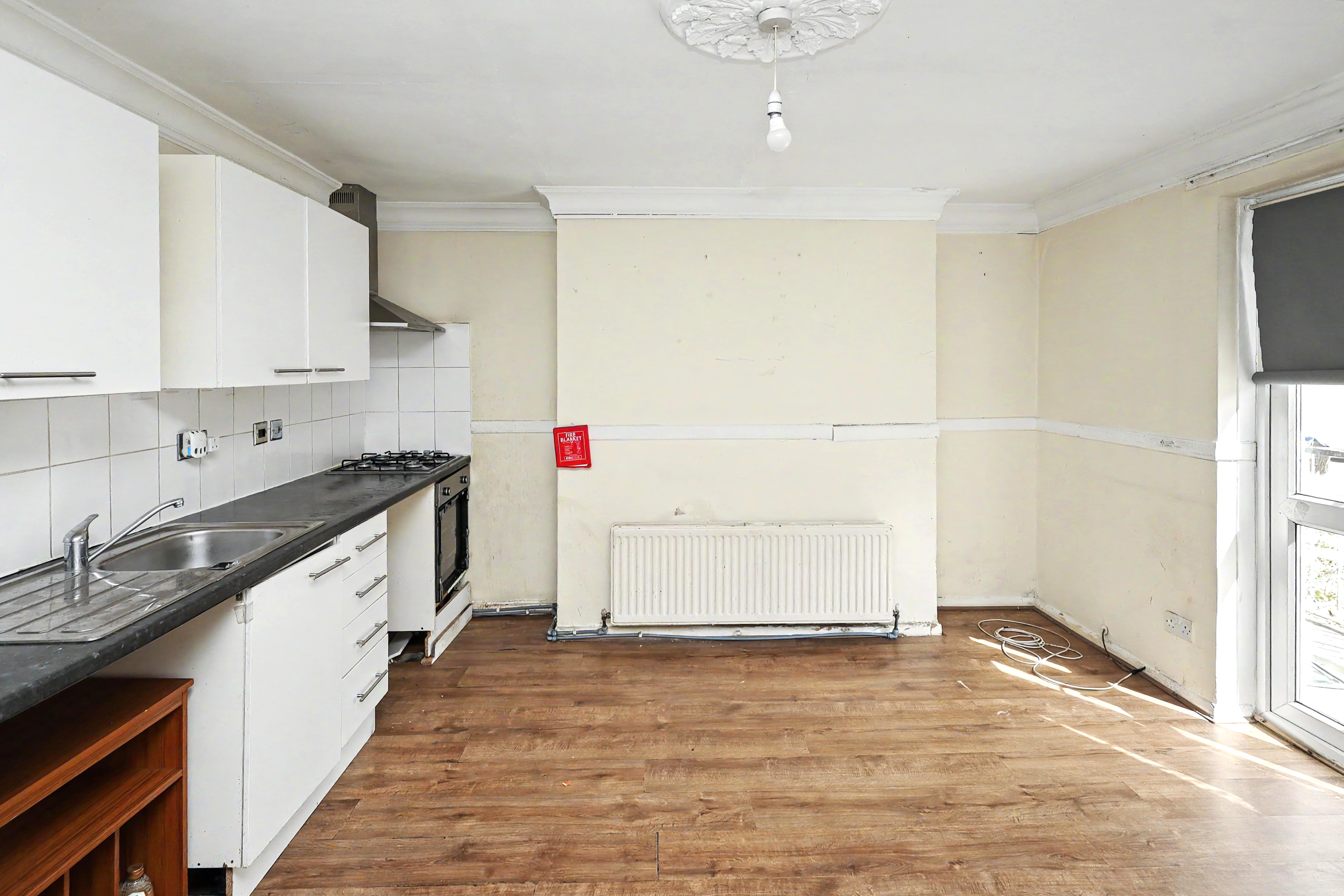 Image 5 of 21