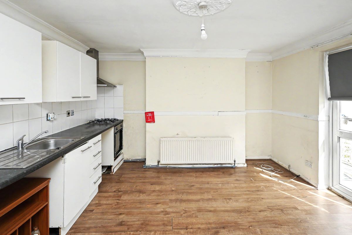 Image 5 of 21