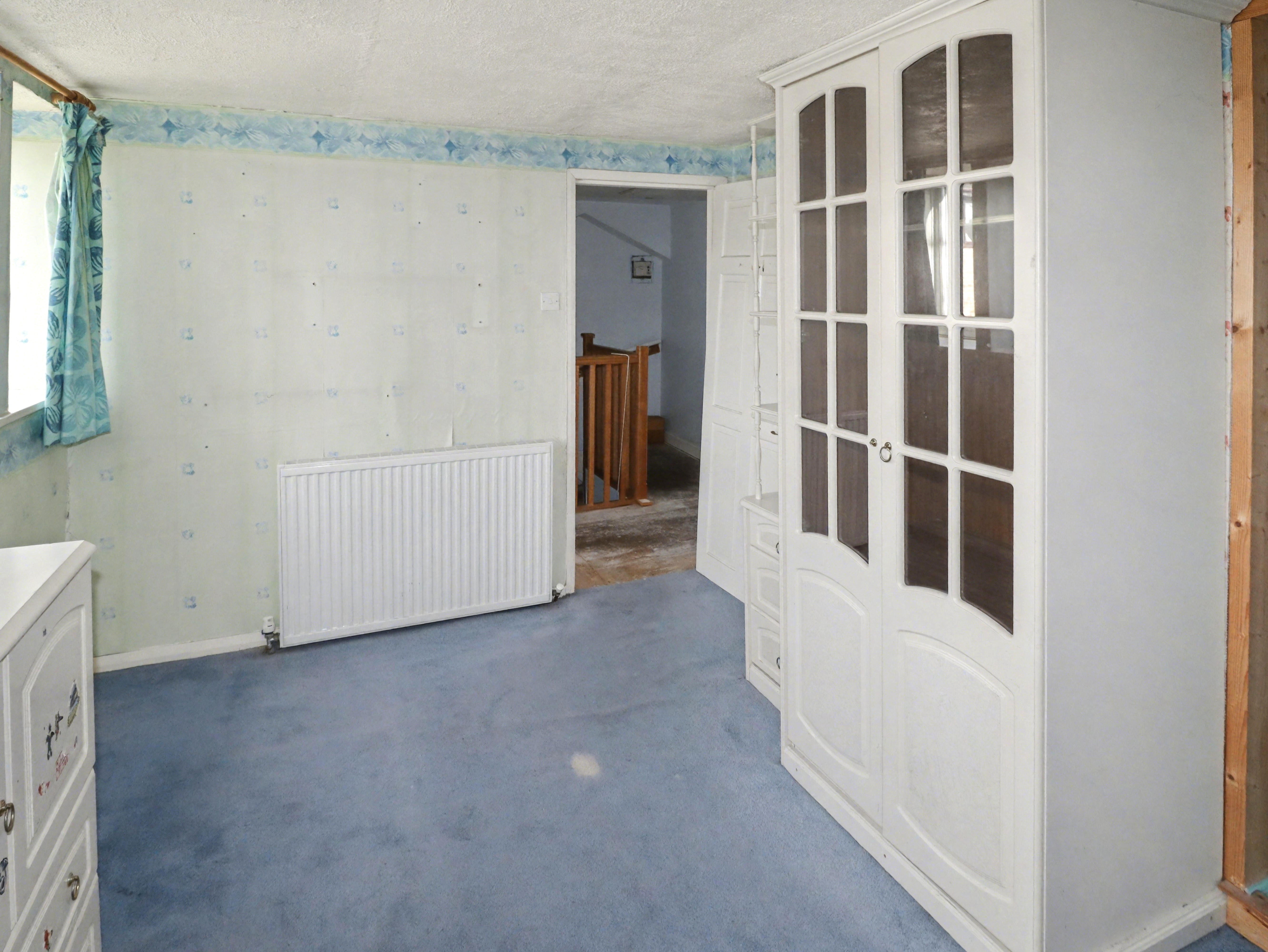 Image 9 of 21
