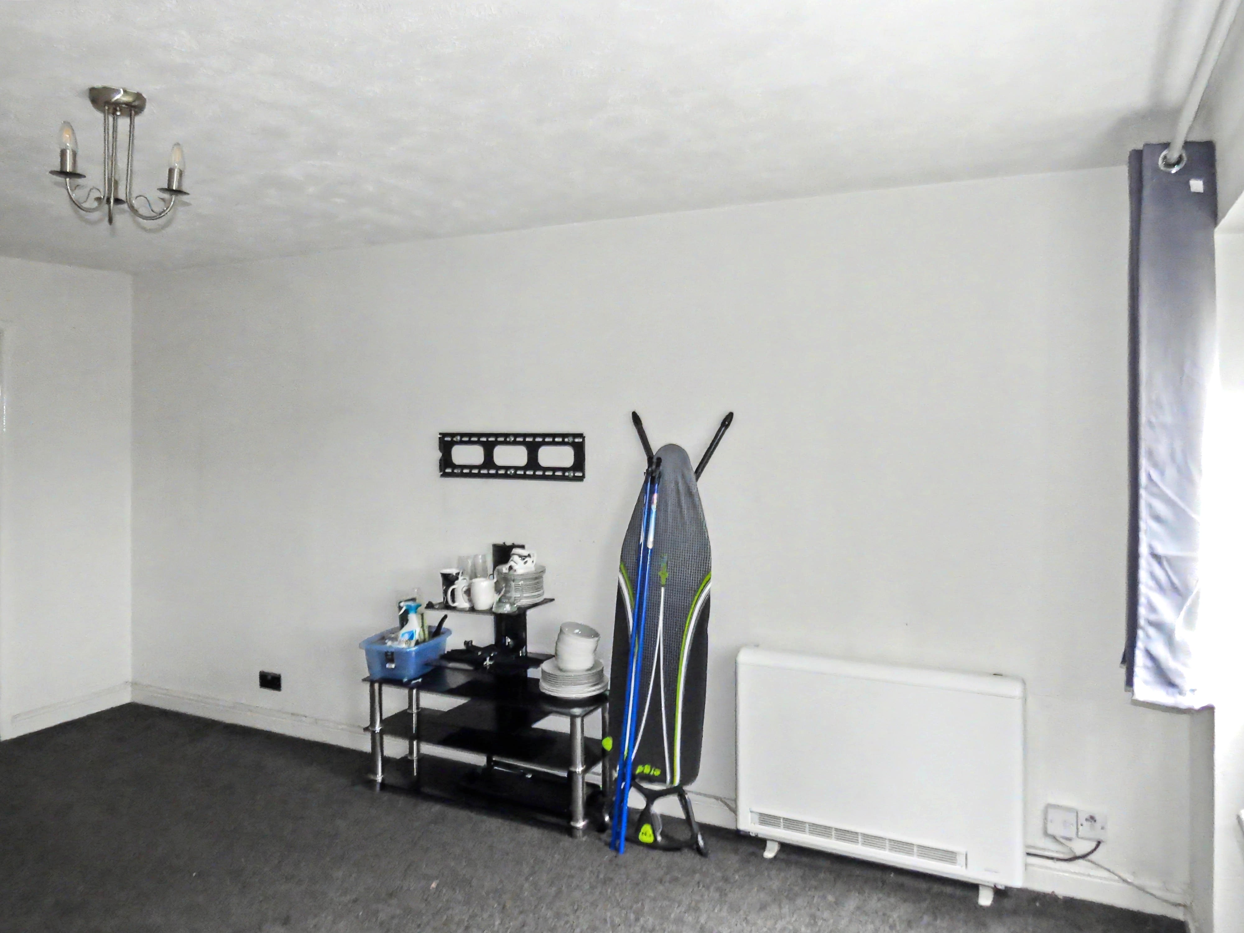 Image 4 of 18