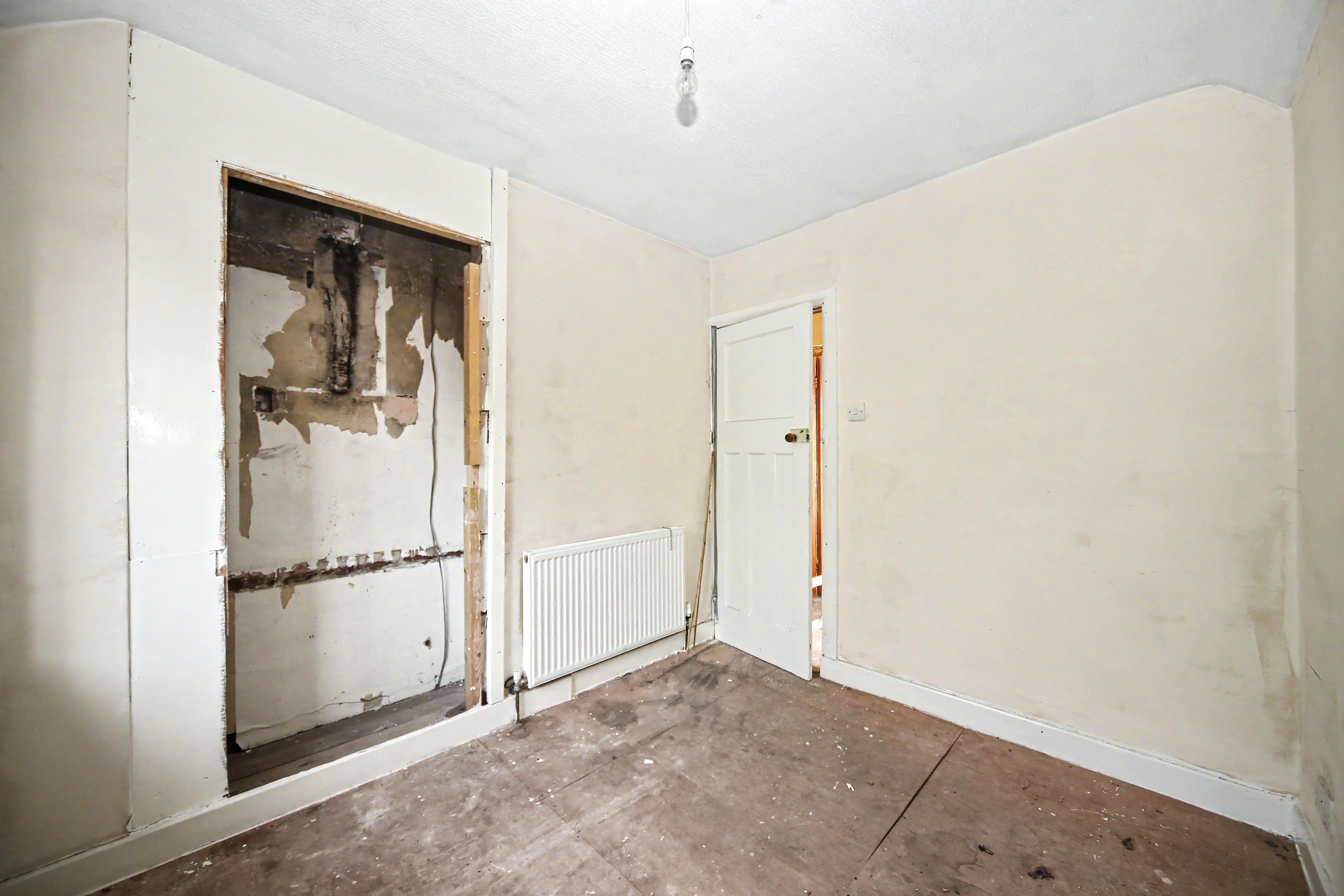 Image 11 of 18