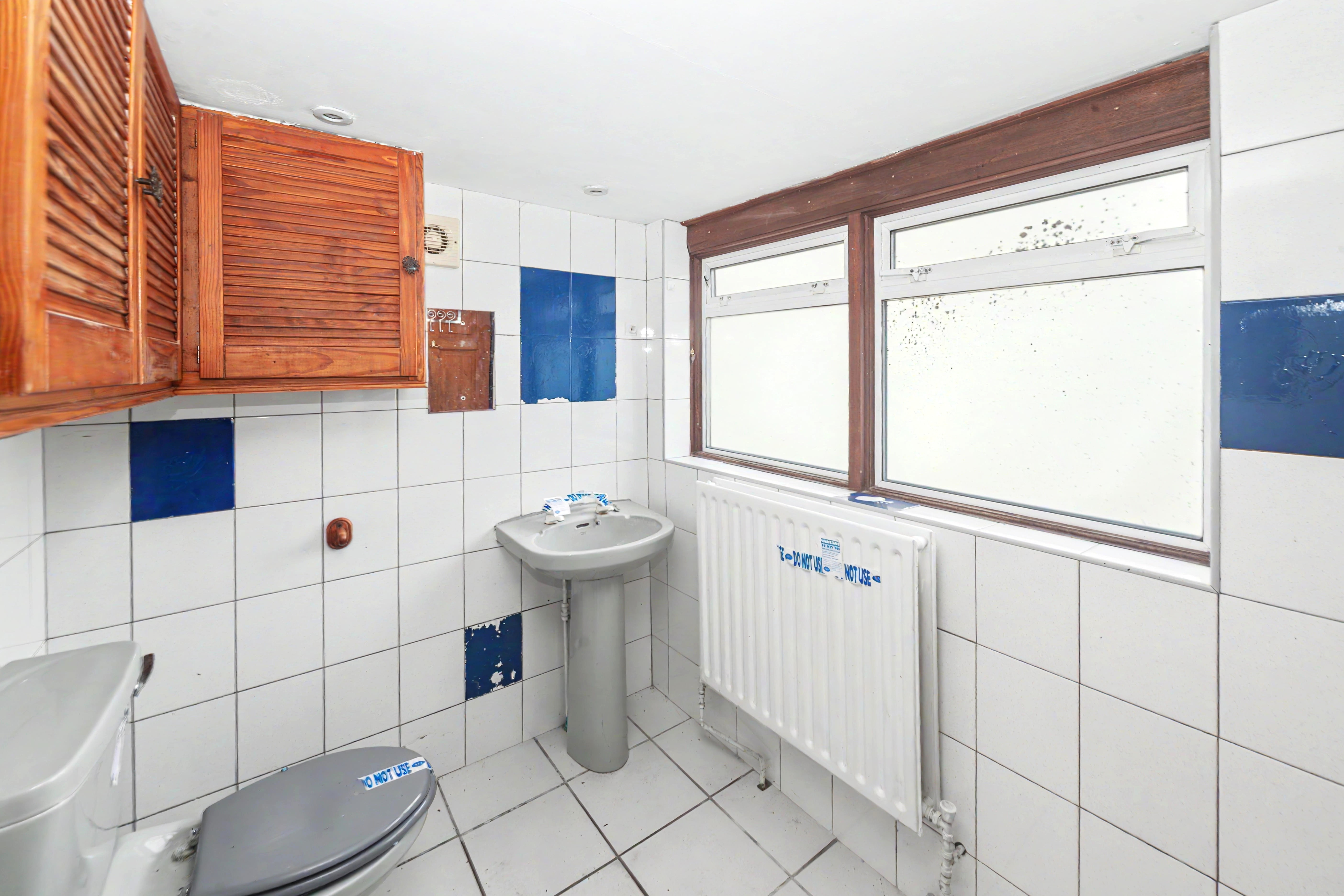 Image 15 of 18