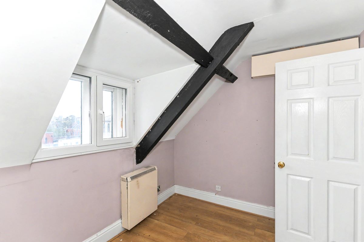 Image 7 of 11