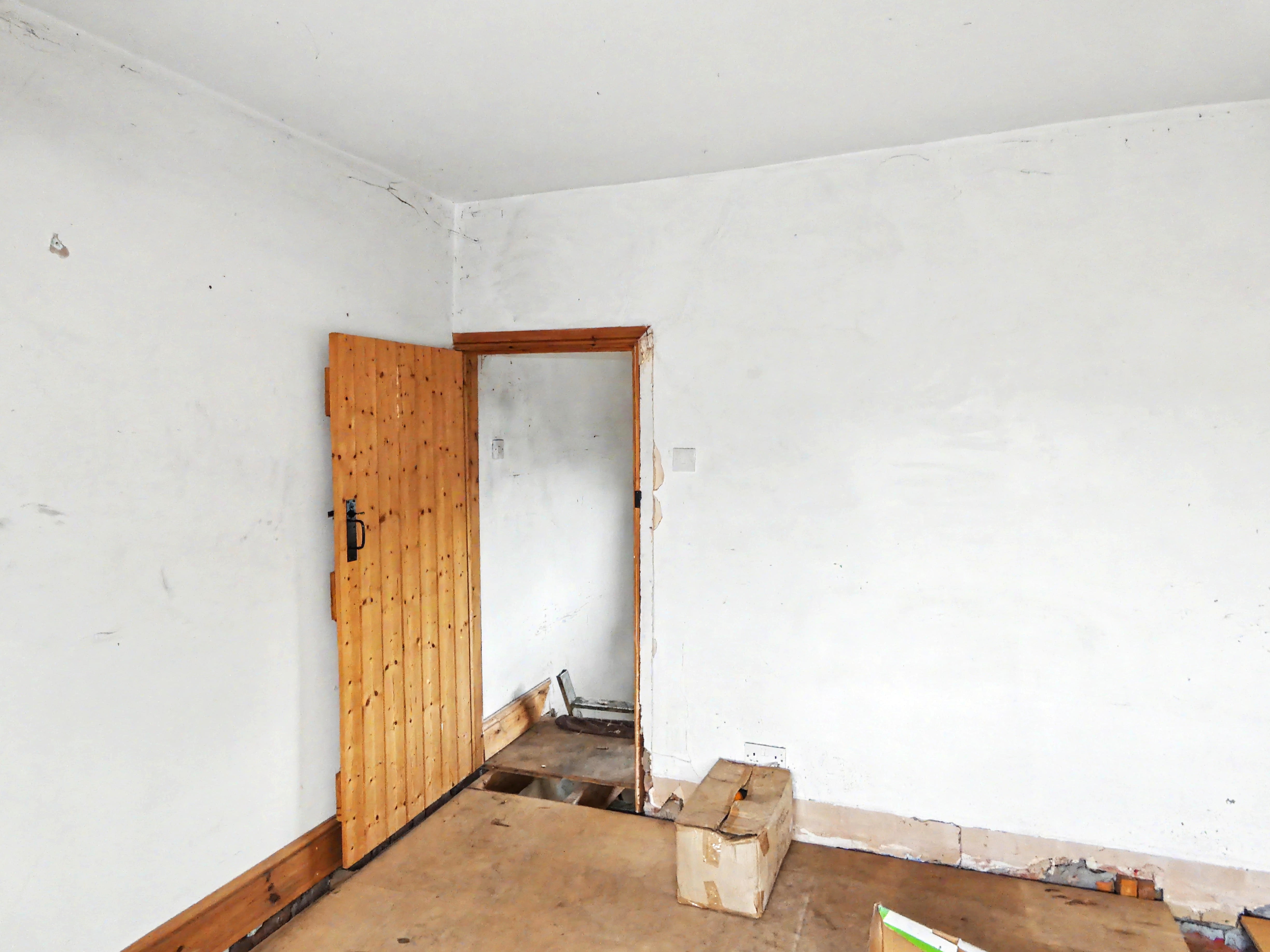Image 7 of 15
