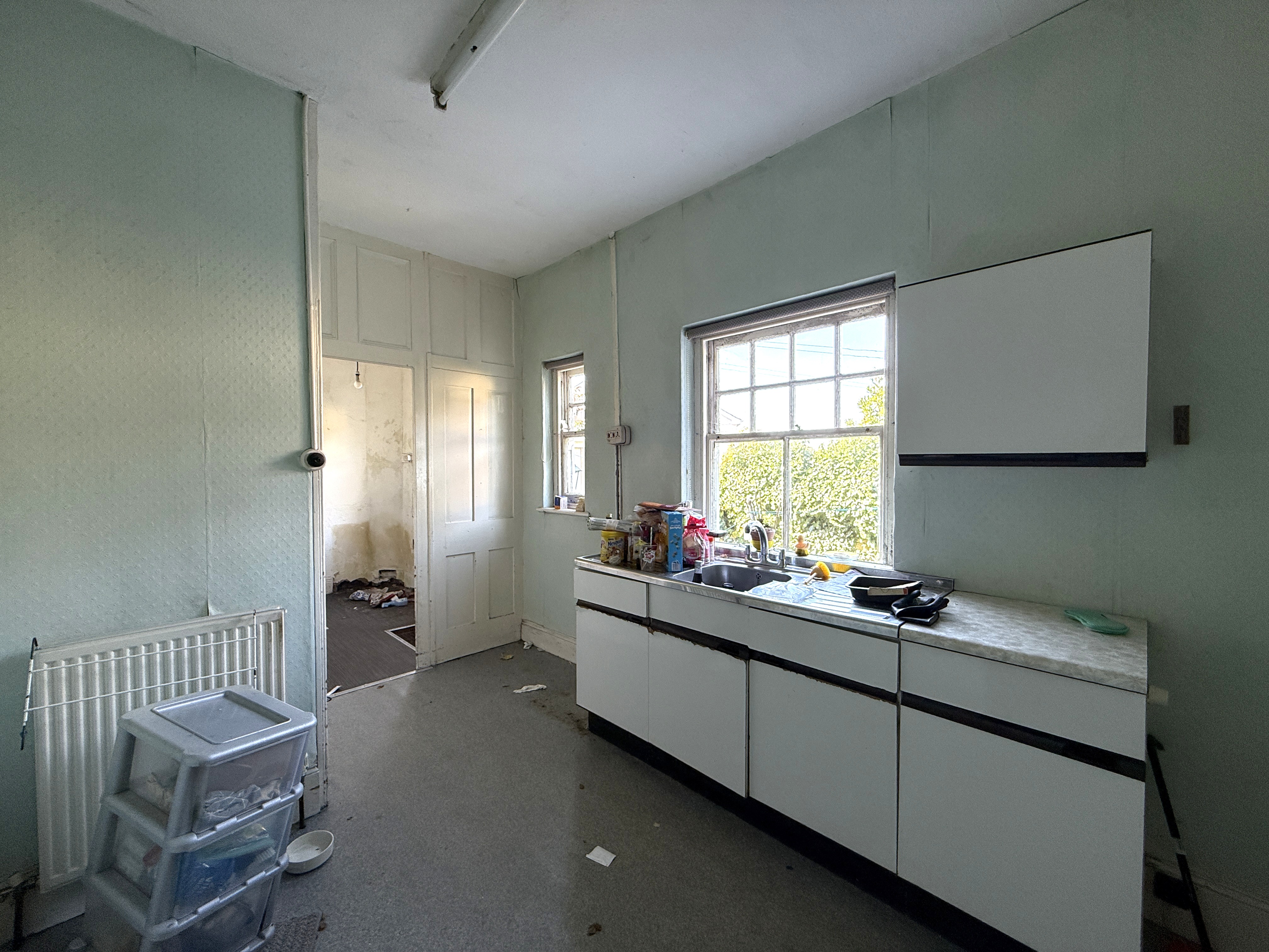 Image 4 of 13