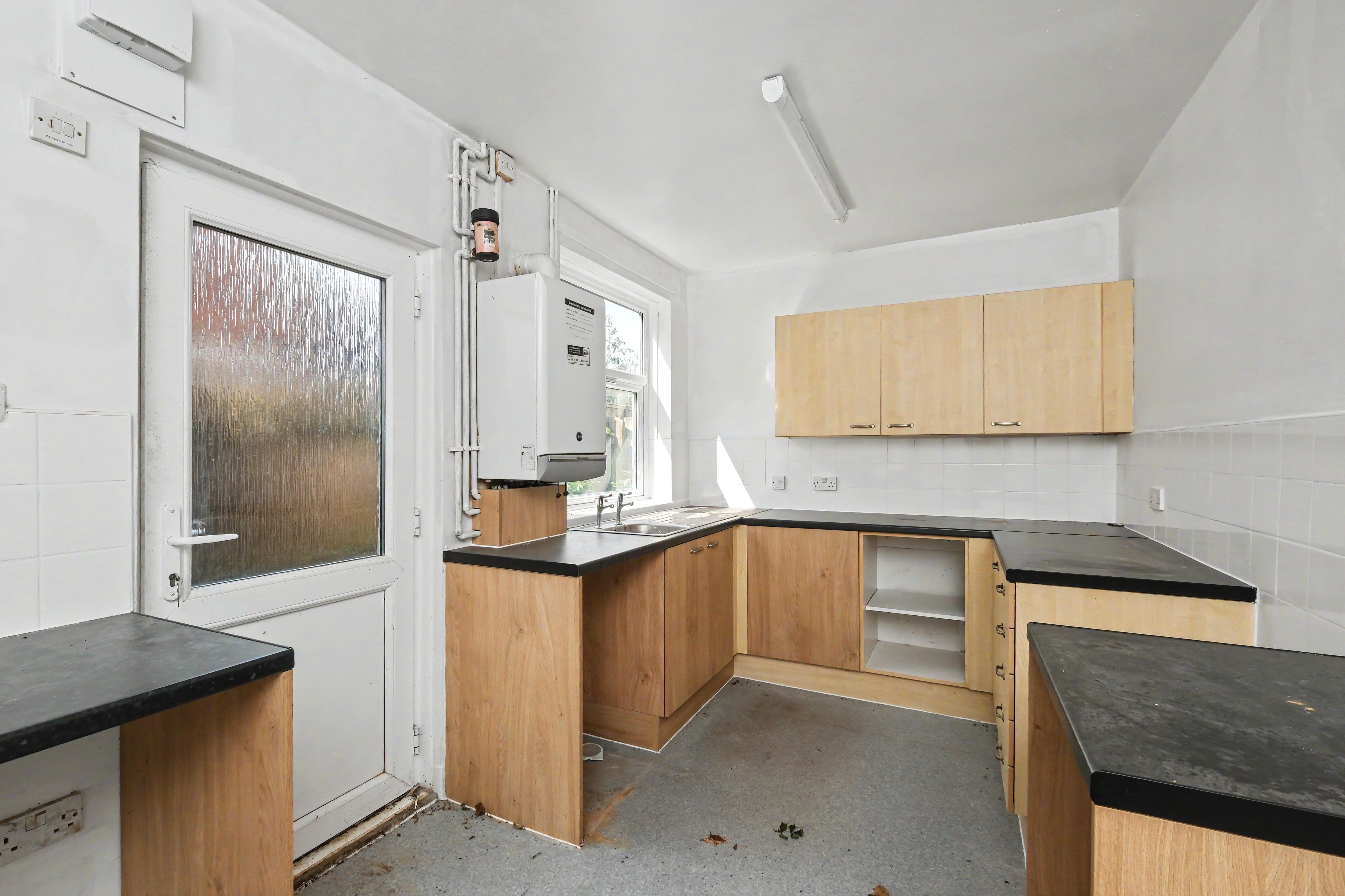 Image 7 of 17