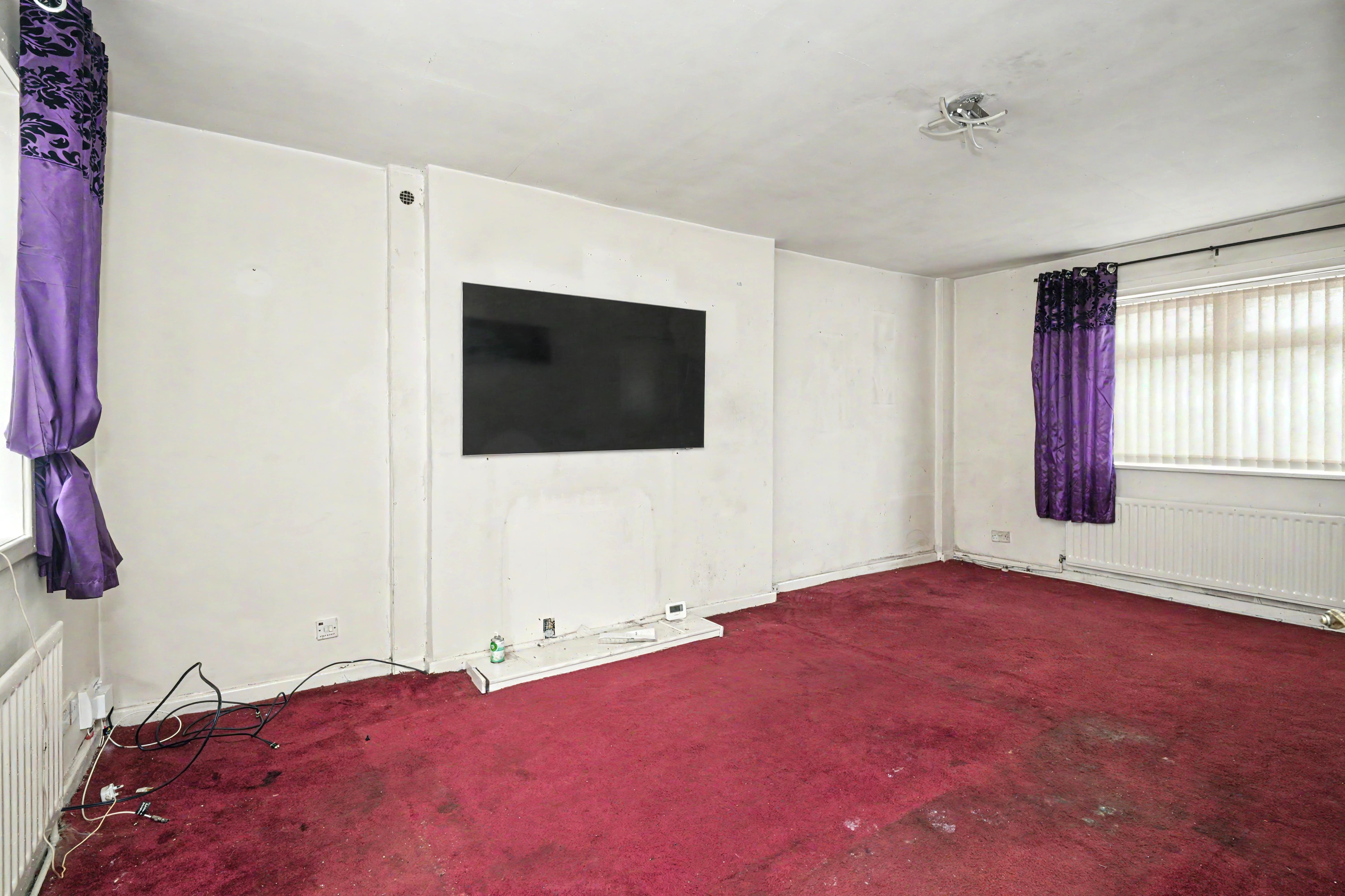 Image 4 of 17