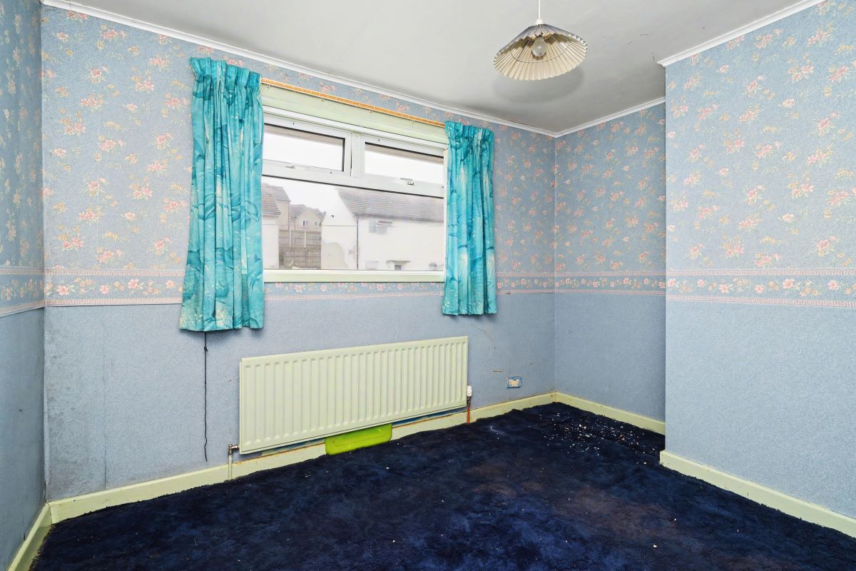 Image 11 of 17