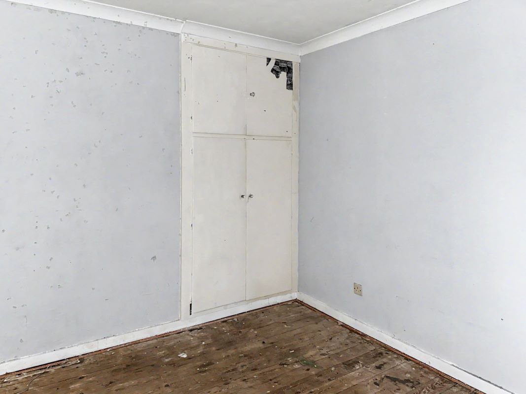 Image 12 of 20