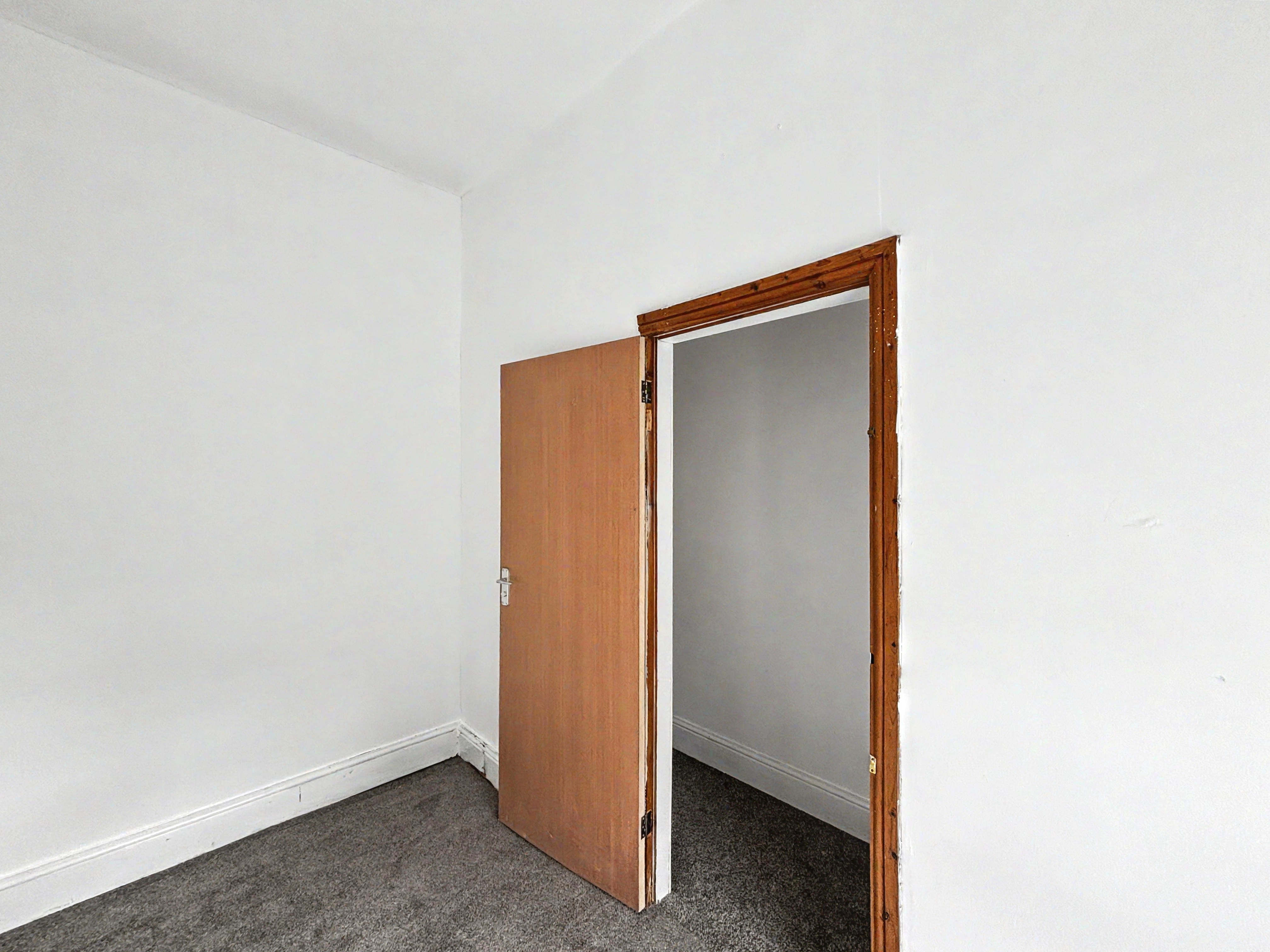 Image 12 of 14