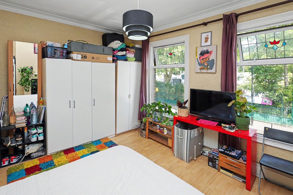 Image 11 of 24