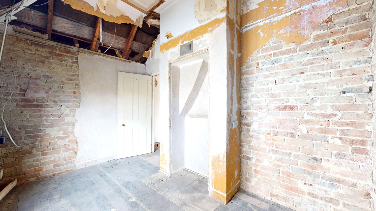 Image 8 of 12