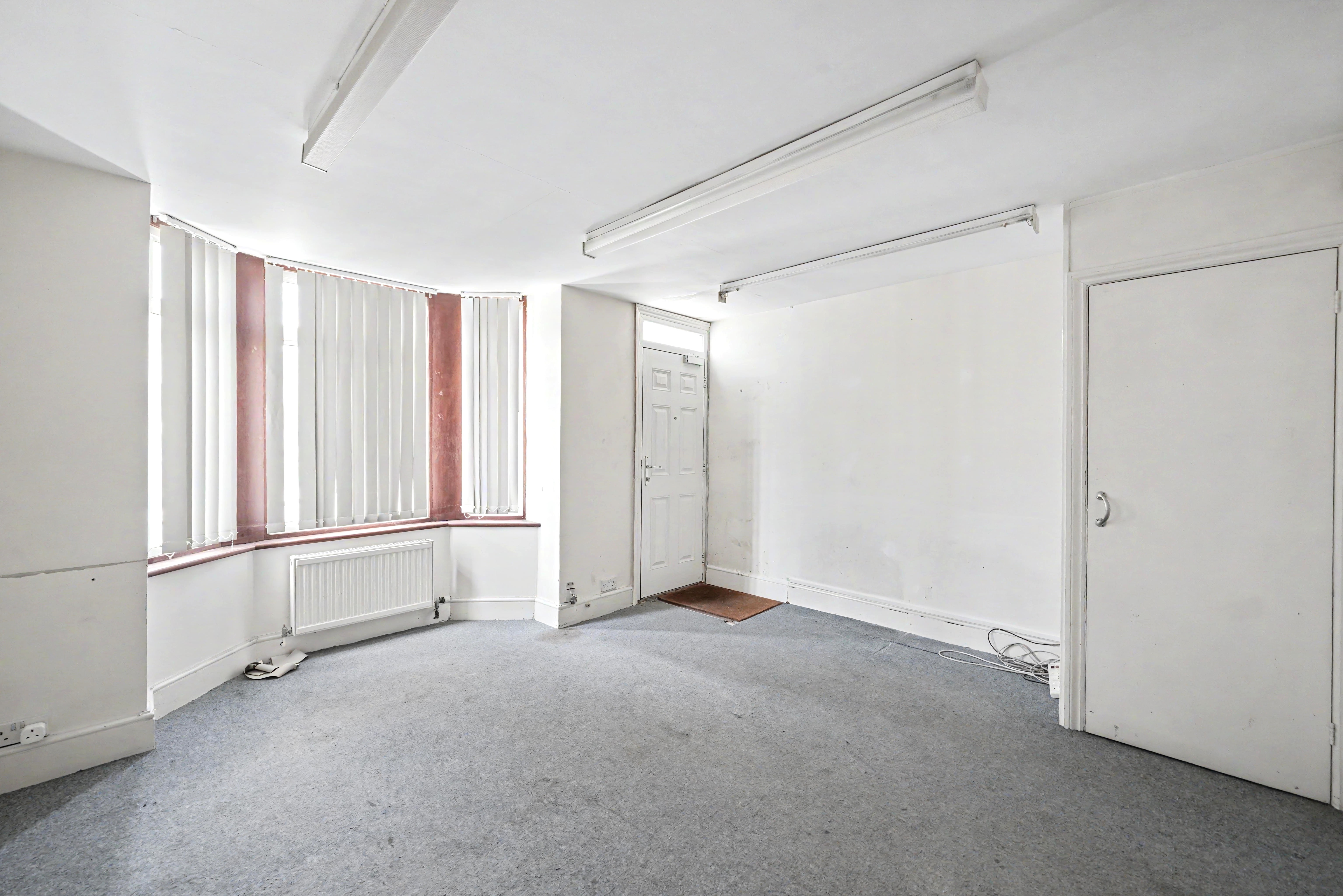 Image 2 of 18