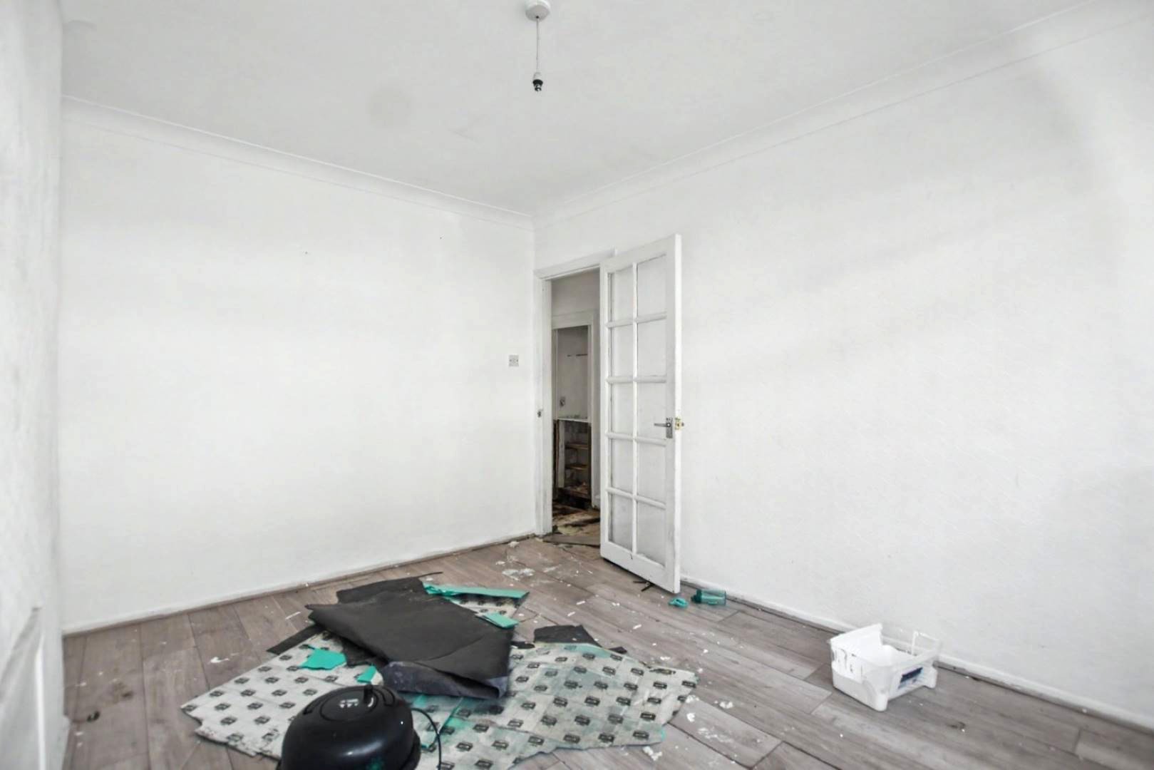 Image 2 of 13
