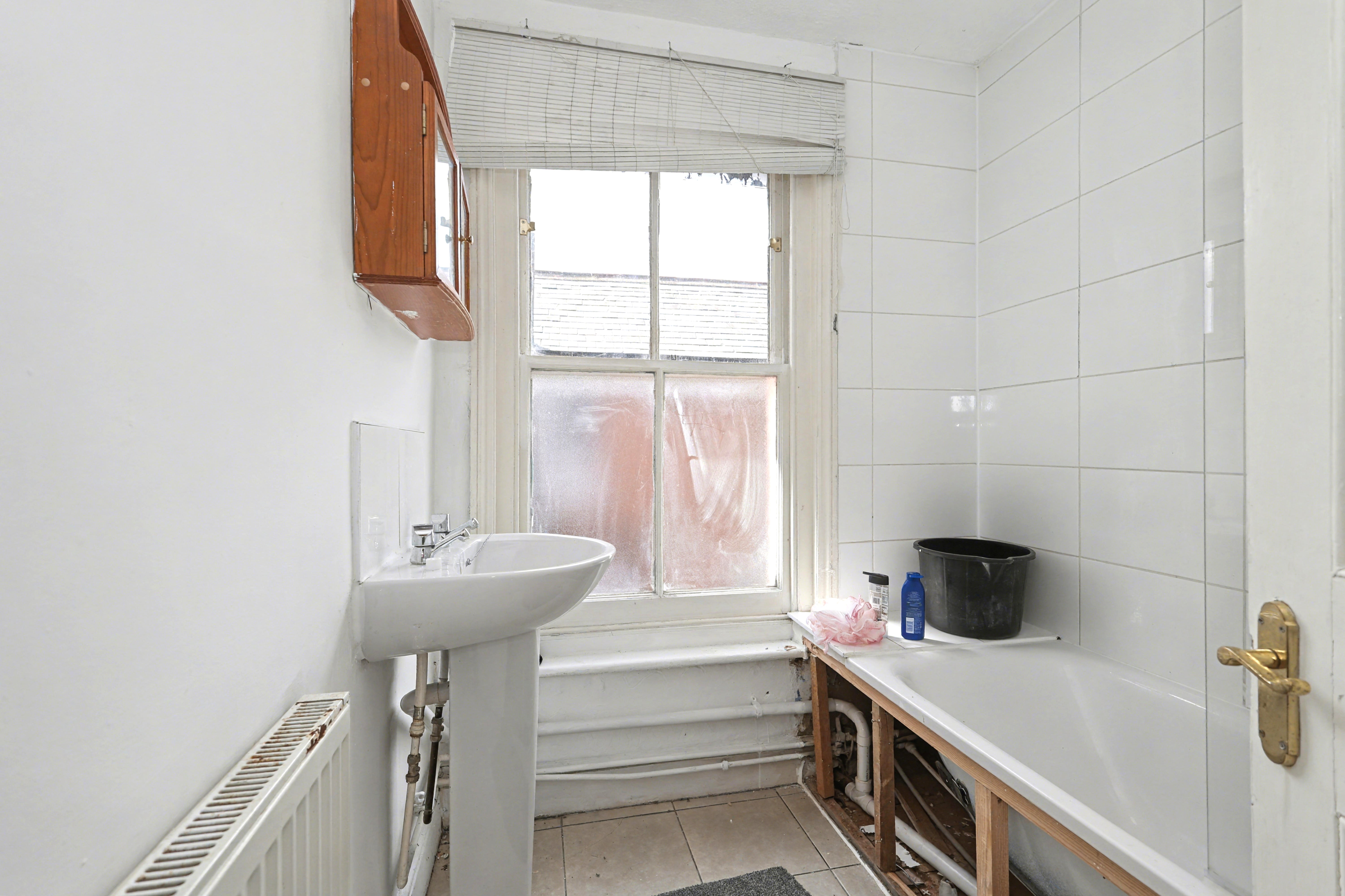Image 11 of 13