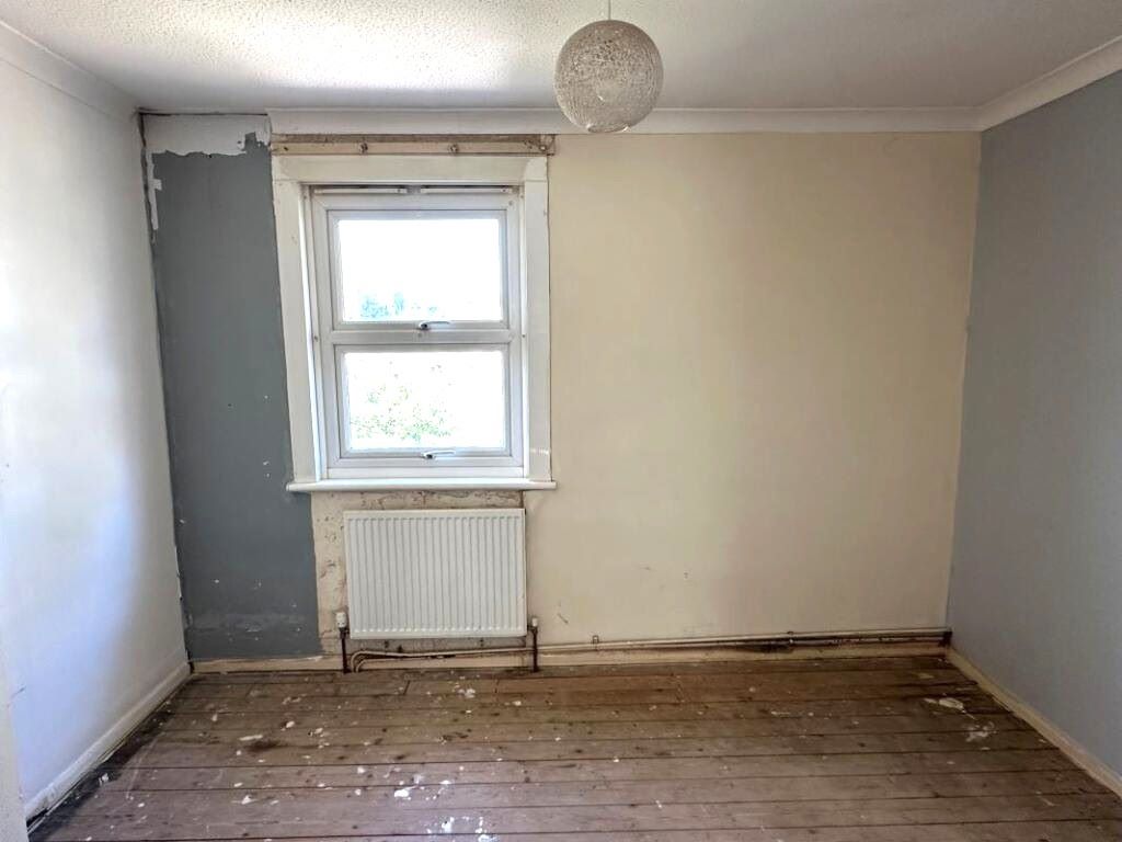 Image 6 of 12