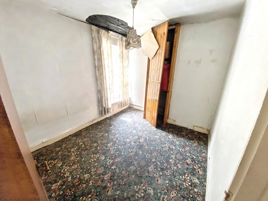 Image 7 of 12