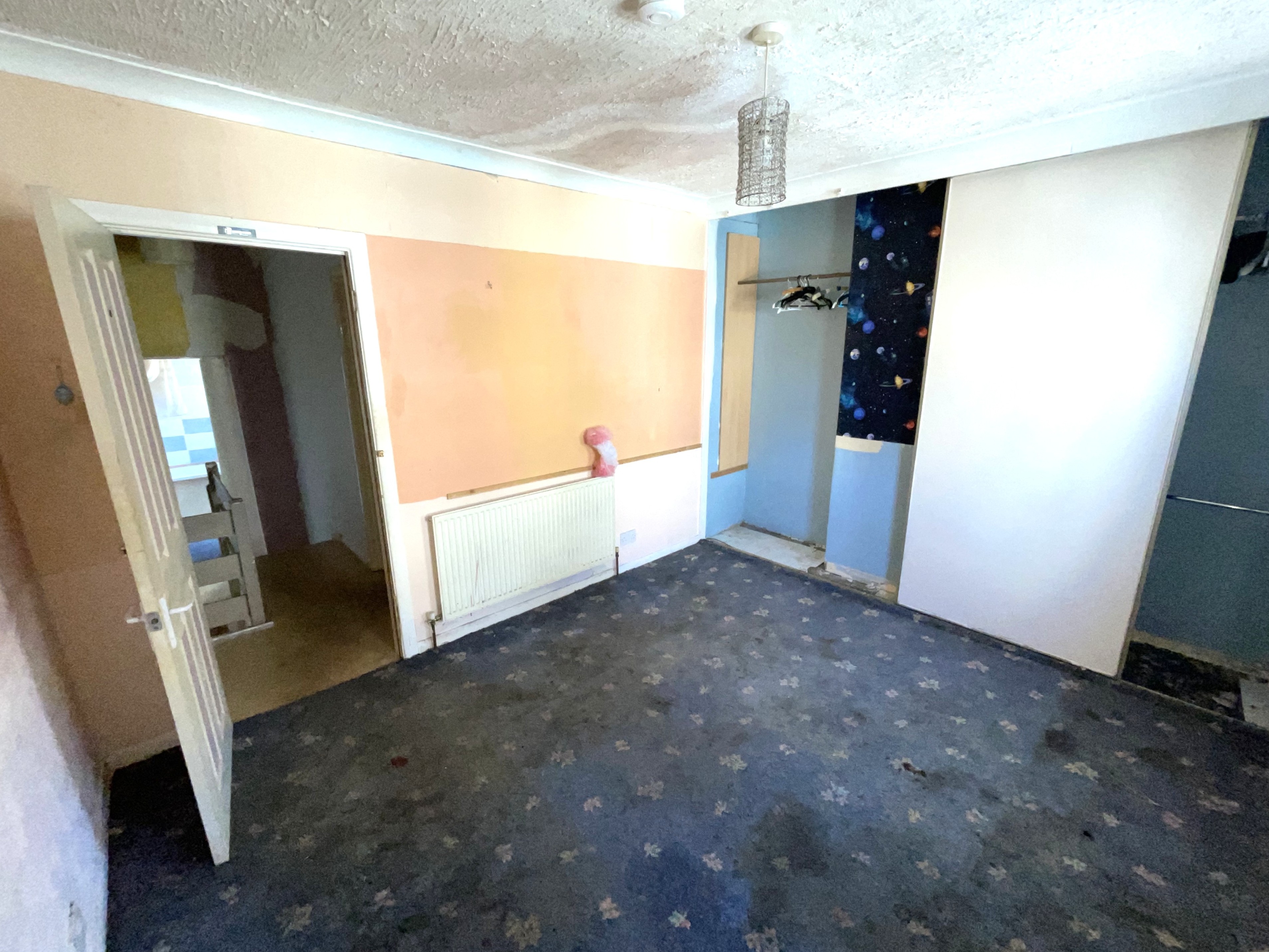 Image 4 of 7